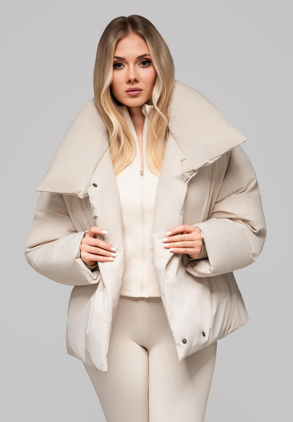 Edoti Women's quilted jacket with stand-up collar OW-JALP-0101 v2