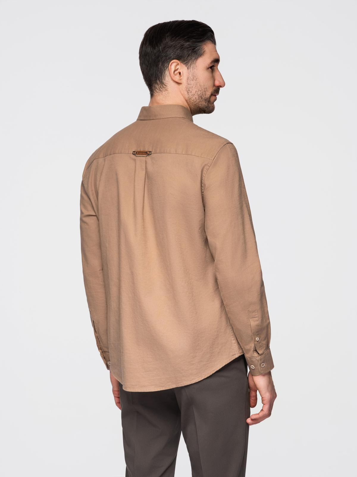 Ombre Men's linen shirt with classic collar and pockets REGULAR FIT - light brown