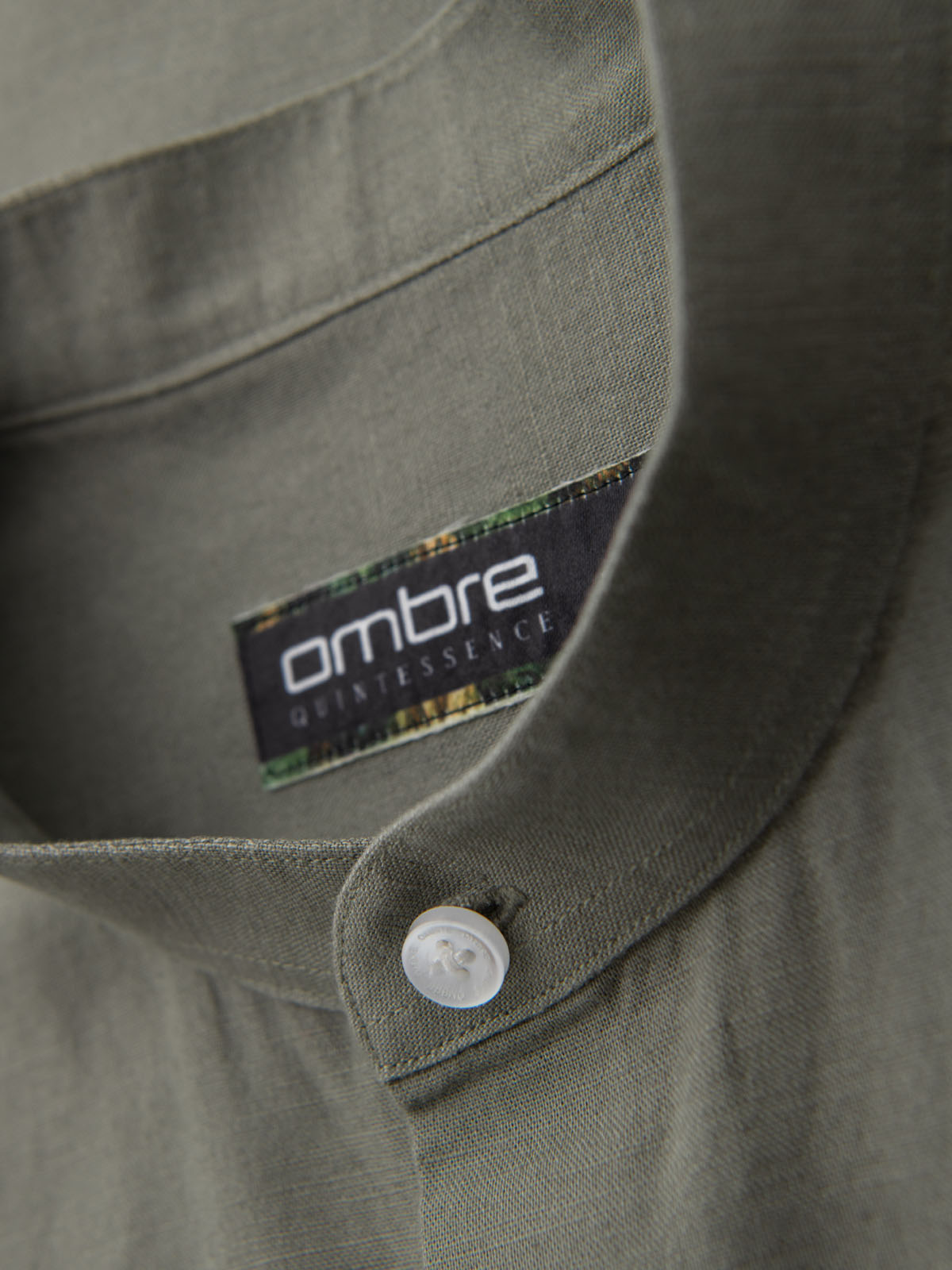 Ombre Men's linen shirt with stand-up collar and pocket REGULAR FIT - khaki
