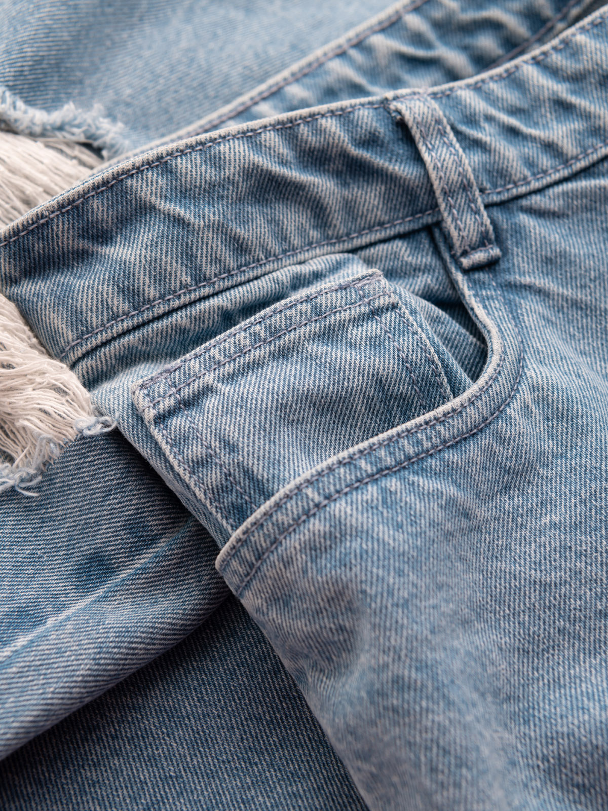 Ombre Men&#039;s TAPERED FIT denim pants with holes - light blue