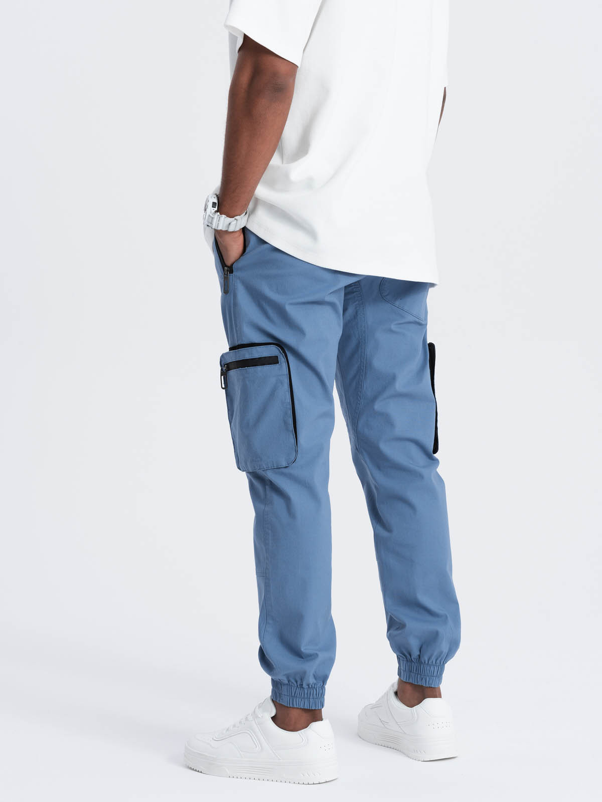 Ombre Men&#039;s JOGGER pants with stand-off and zippered cargo pockets - blue