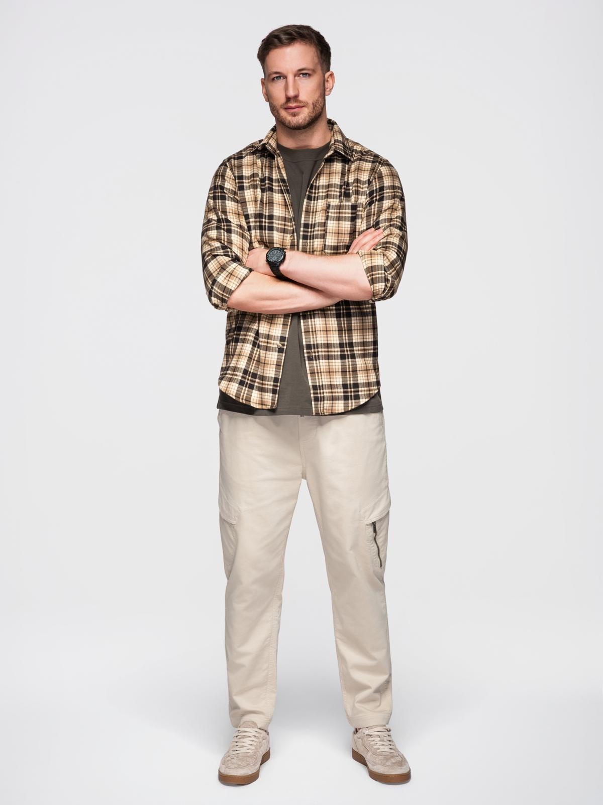 Ombre Men's knitted joggers with cargo pockets - cream