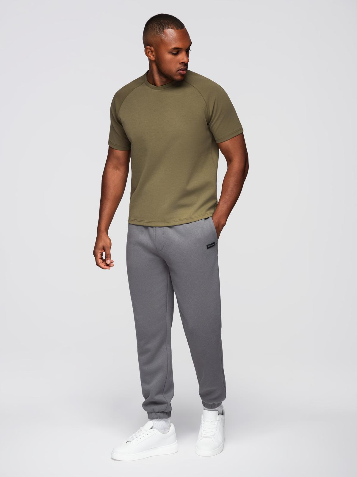 Ombre Men's COMFORT FIT T-shirt with raglan sleeves - olive