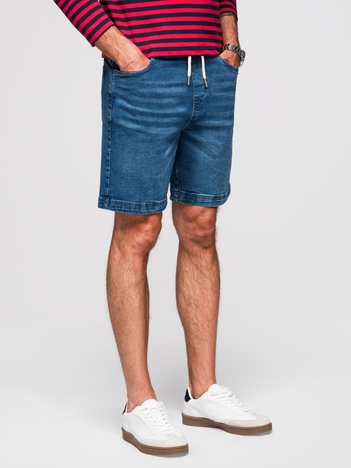 Ombre Men's shorts with elastic waistband and wash effect - blue