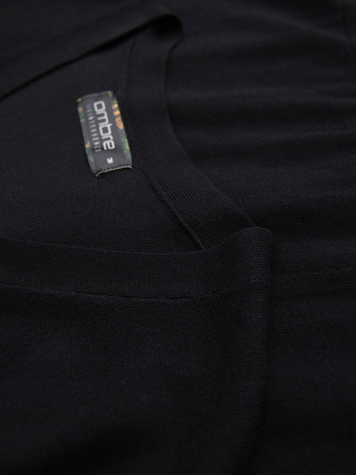 Ombre Monochrome knitted men&#039;s viscose cardigan - black