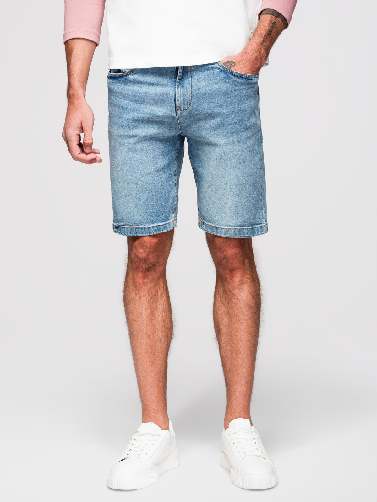 Ombre Denim men's shorts with a classic cut - light blue