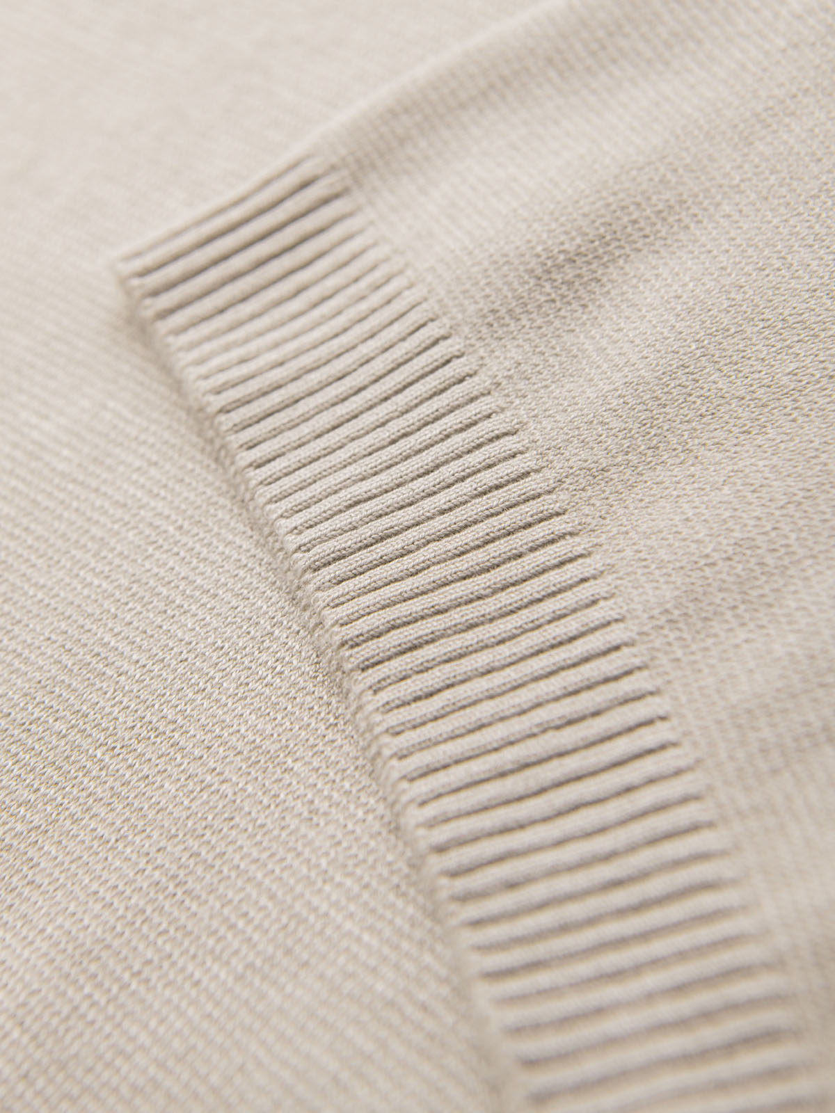 Ombre Classic knitted men's shirt with ribbed cuffs - light grey