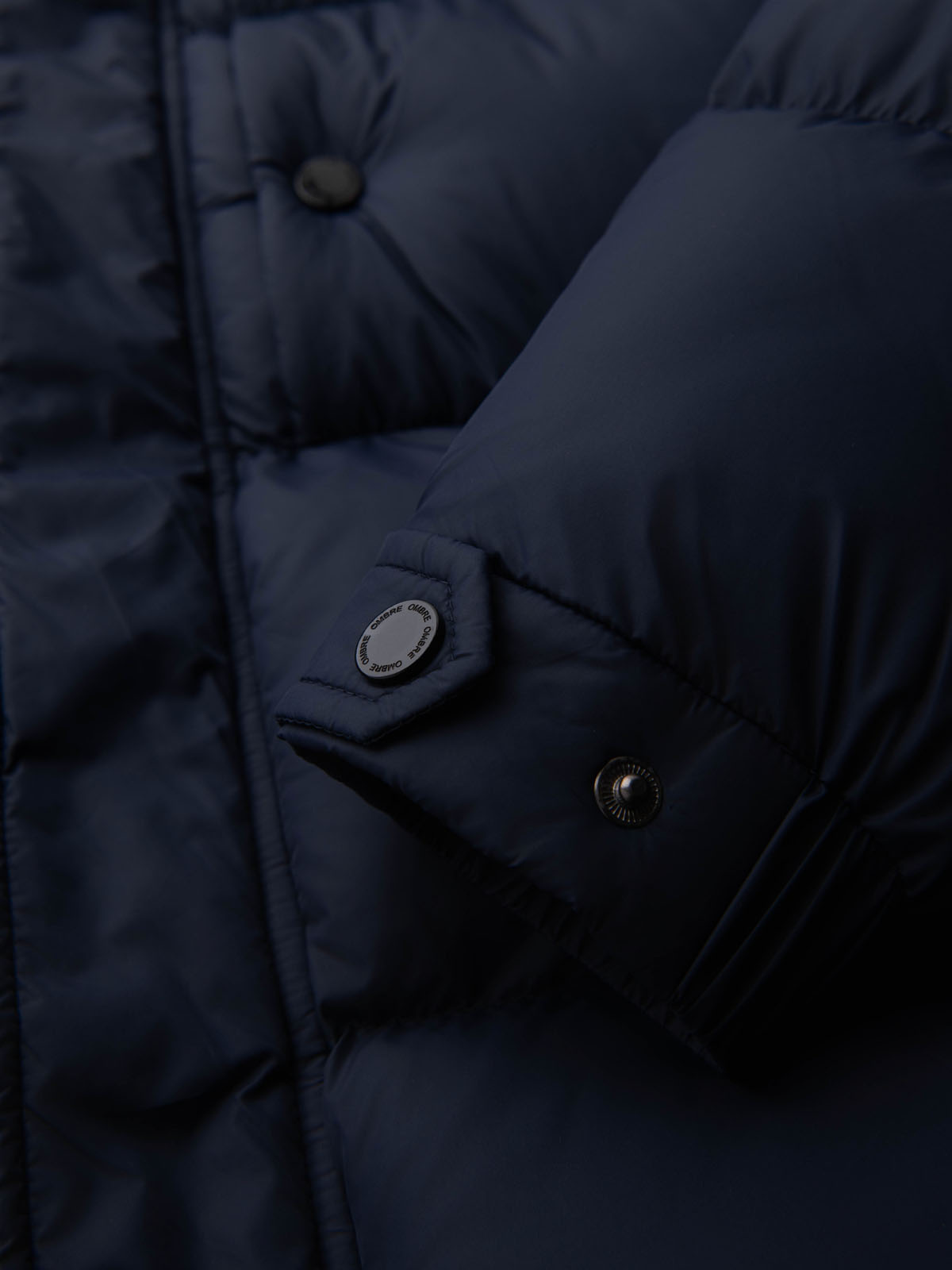 Ombre Men&#039;s quilted jacket with high zipped hood - navy blue