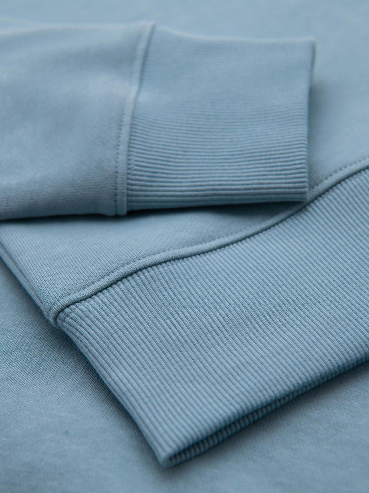 Ombre BASIC men&#039;s sweatshirt with round neckline - blue