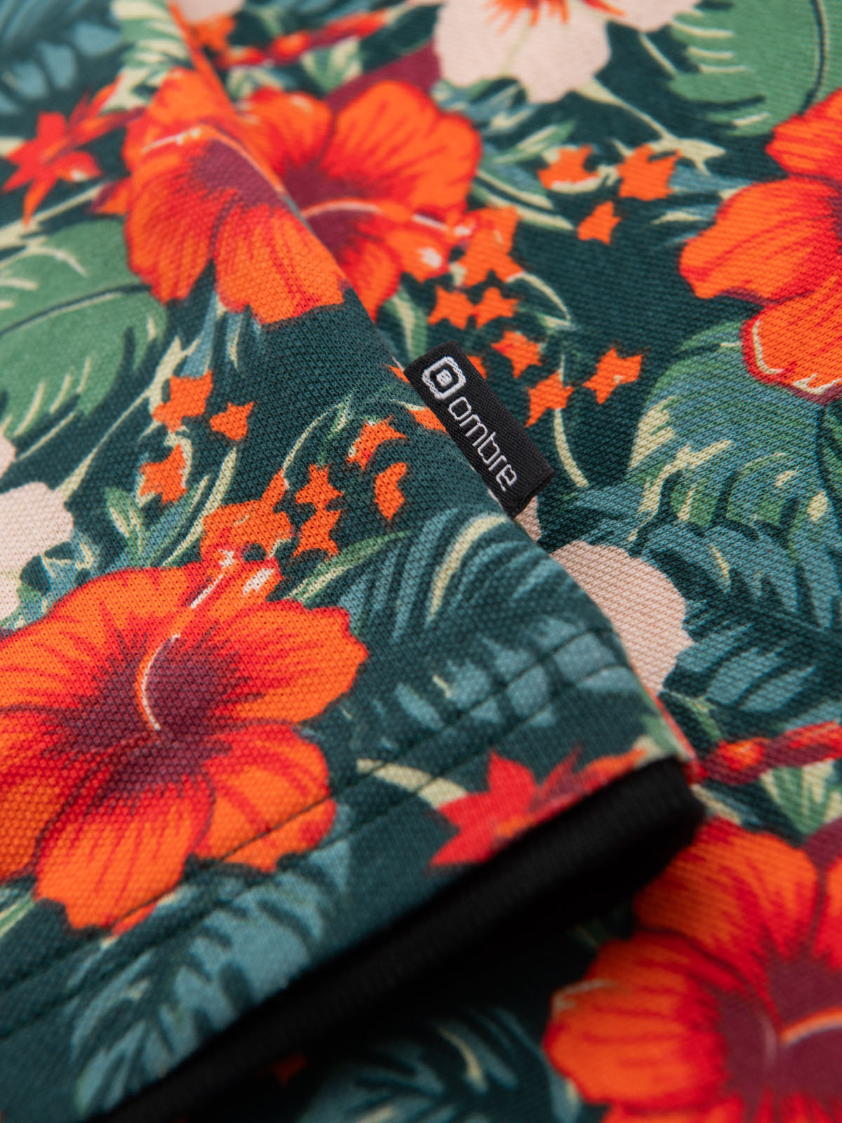 Ombre Cotton polo shirt with floral print - black
