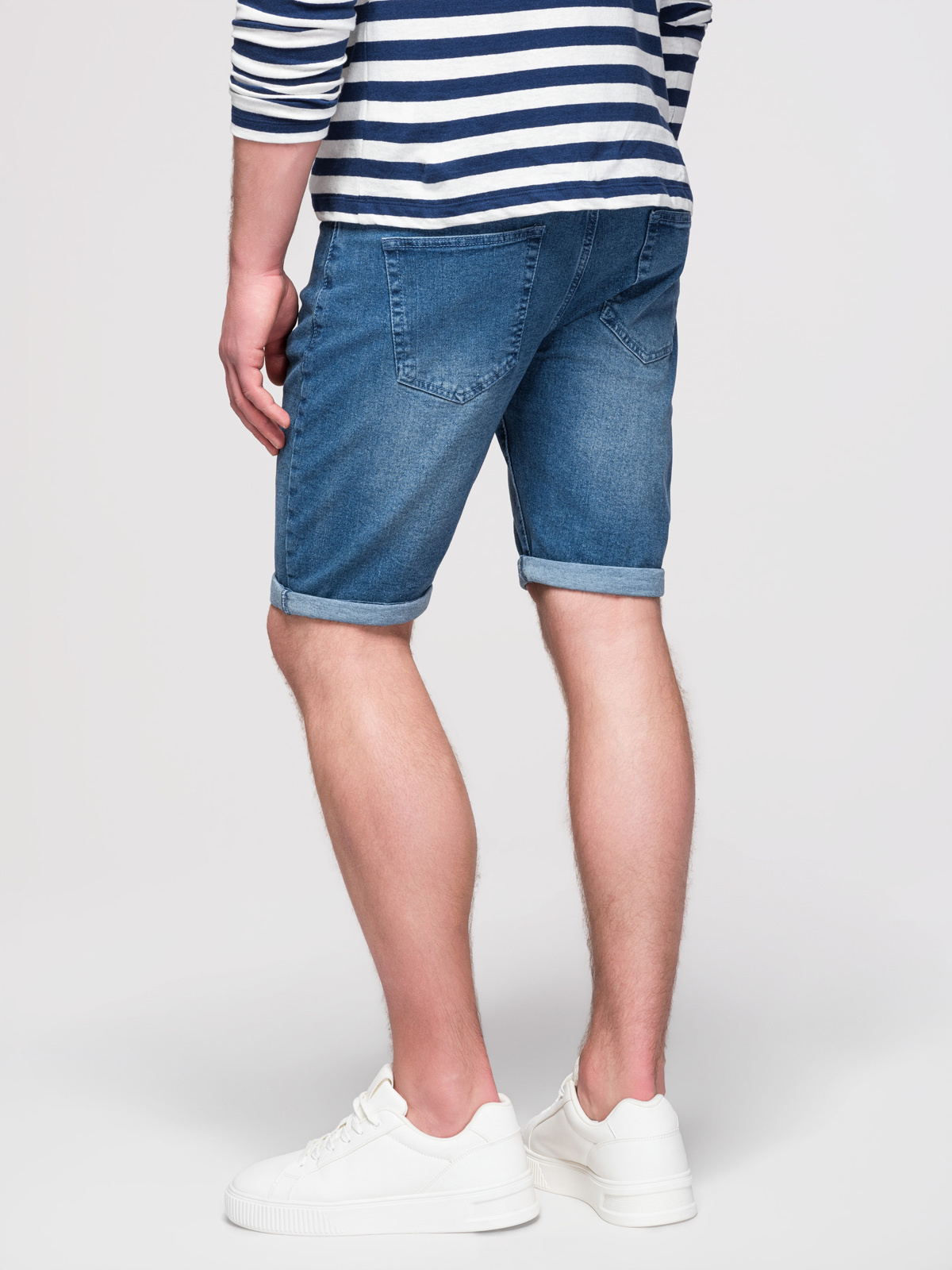 Ombre Men's denim shorts with rolled up leg - blue