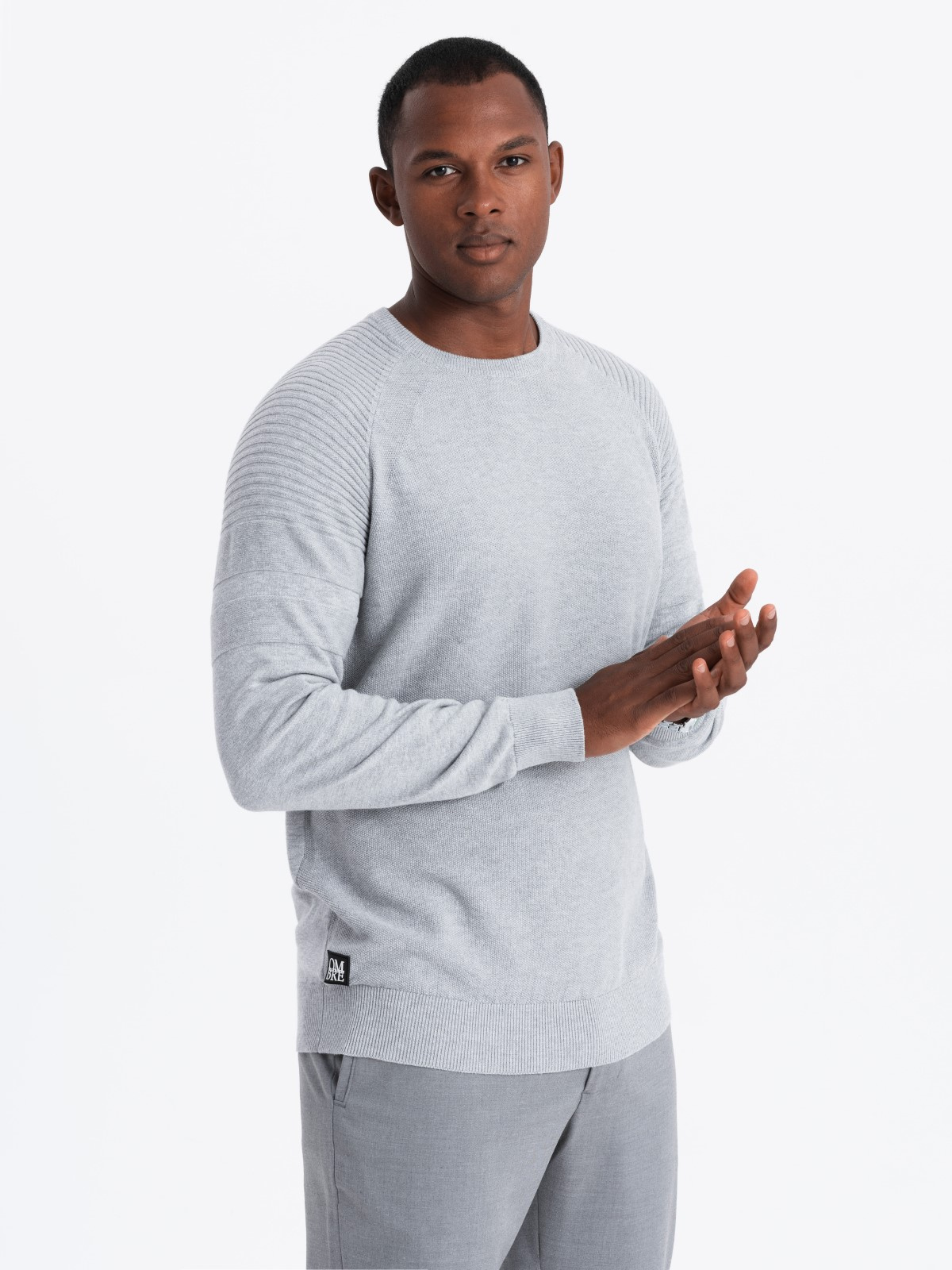 Ombre Men&#039;s raglan sweater with ribbed sleeves - grey melange