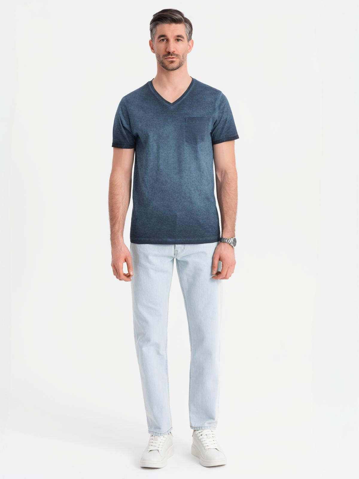 Ombre Men's cotton V-neck knit t-shirt with wash effect - navy blue