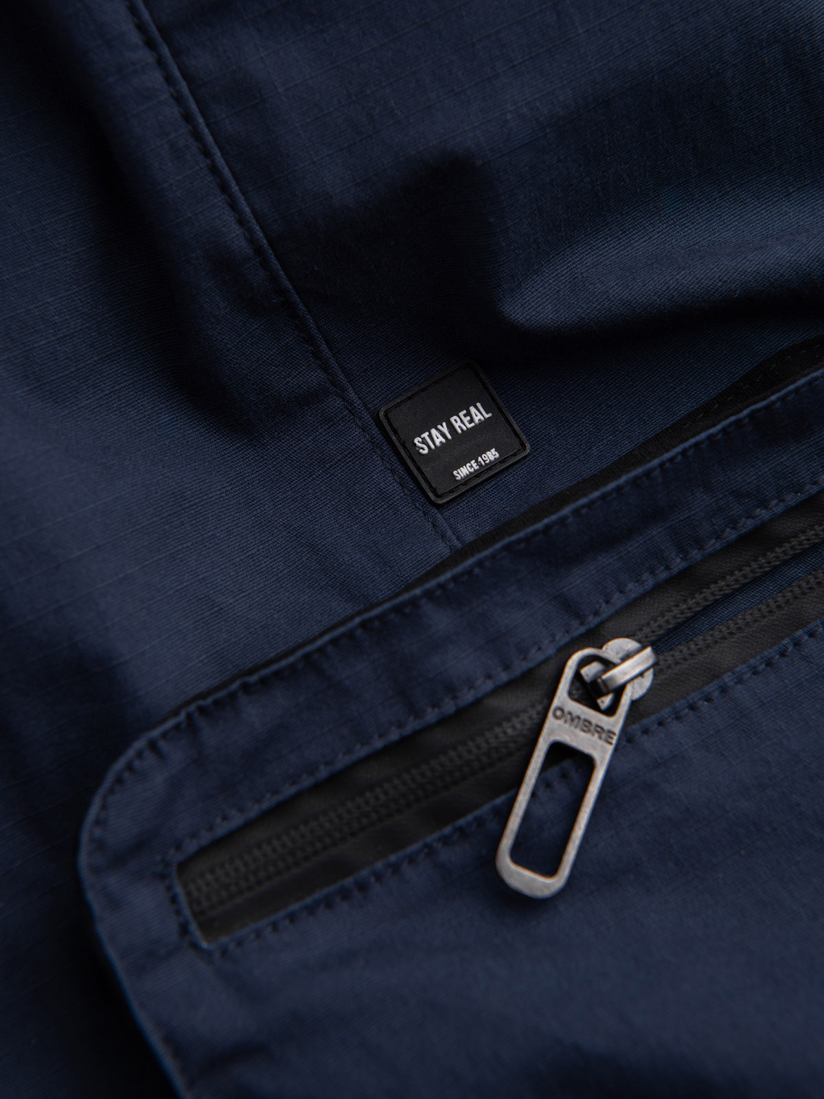 Ombre Men&#039;s JOGGER pants with zippered cargo pockets - navy blue