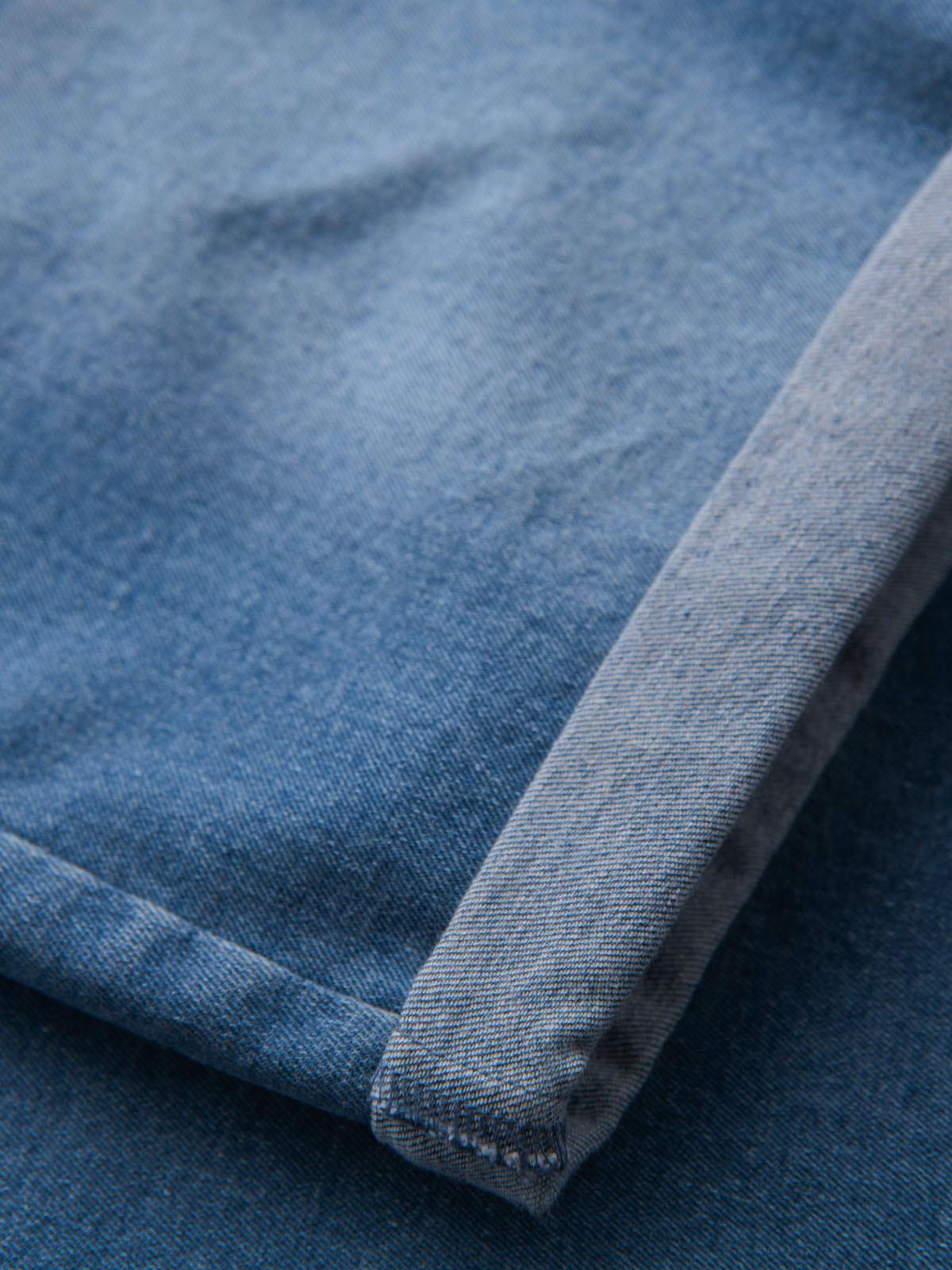 Ombre Men's denim shorts with rolled up leg - blue