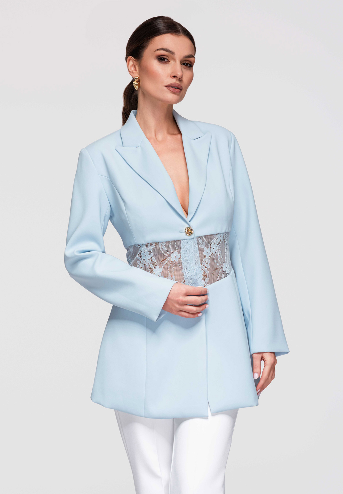 Edoti: pentru femei jachetă cu design rafinat