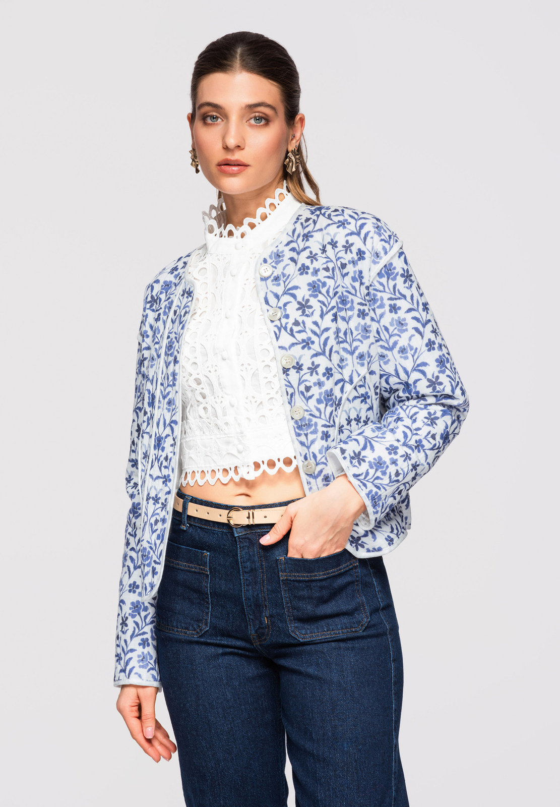 Дамско яке с овърсайз дизайн LARICA