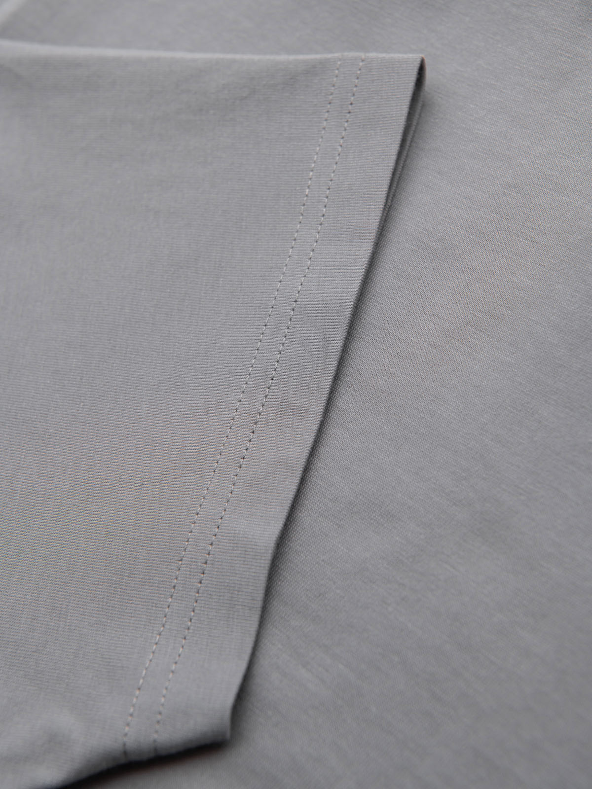 Ombre Men's t-shirt with button neckline and suede trim - grey