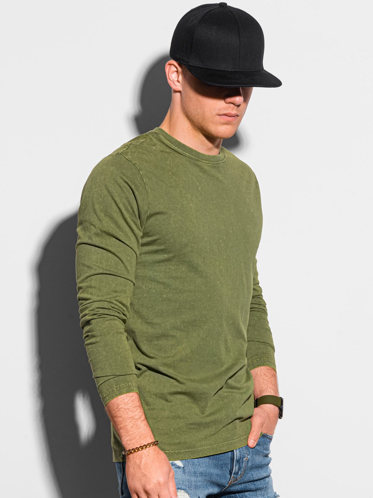 Tricou barbati, Ombre