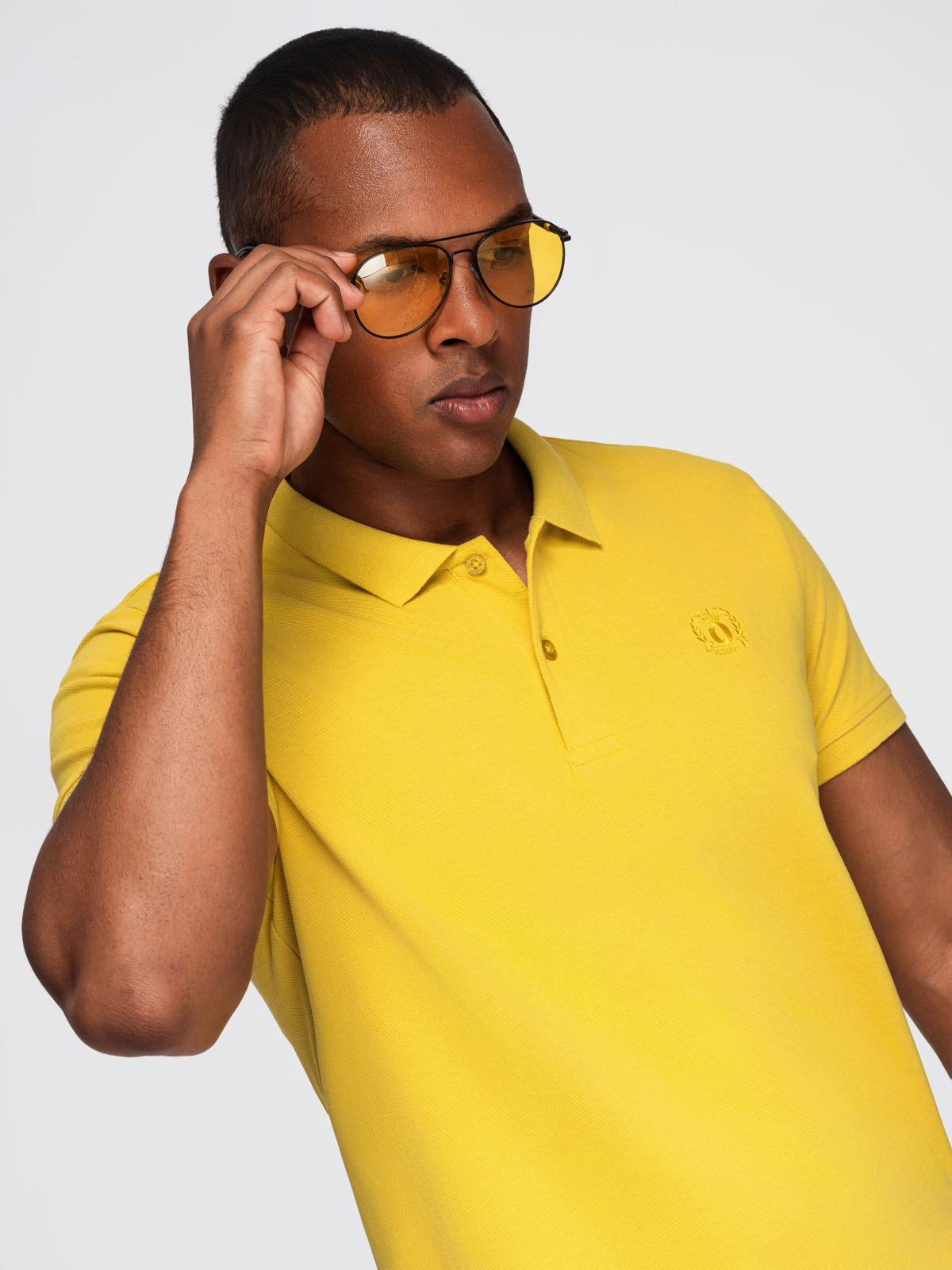 Tricou polo de barbati, Ombre
