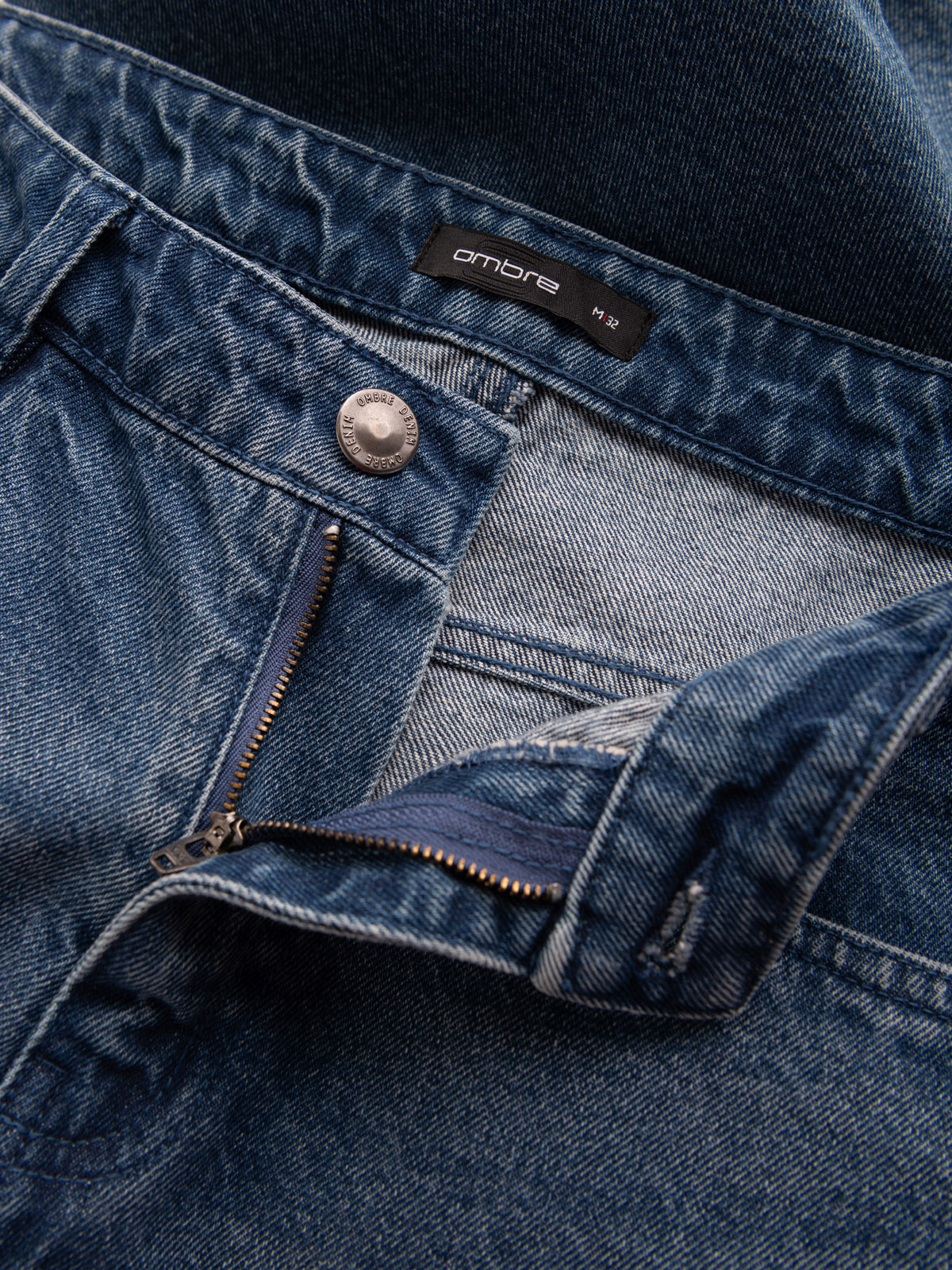 Ombre Men&#039;s TAPERED FIT denim pants with holes - dark blue
