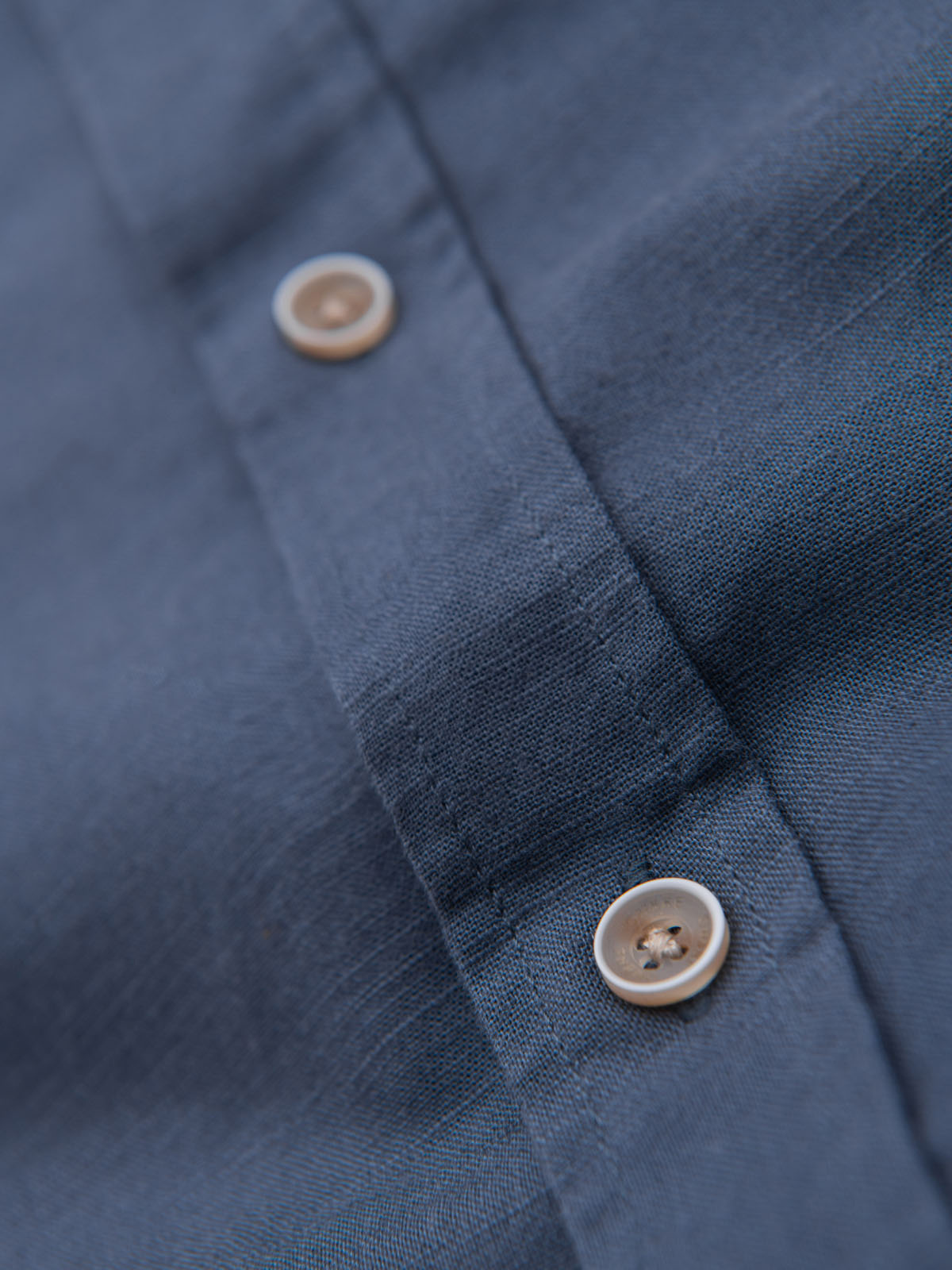 Ombre Men&#039;s linen shirt with classic collar and pockets REGULAR FIT - blue