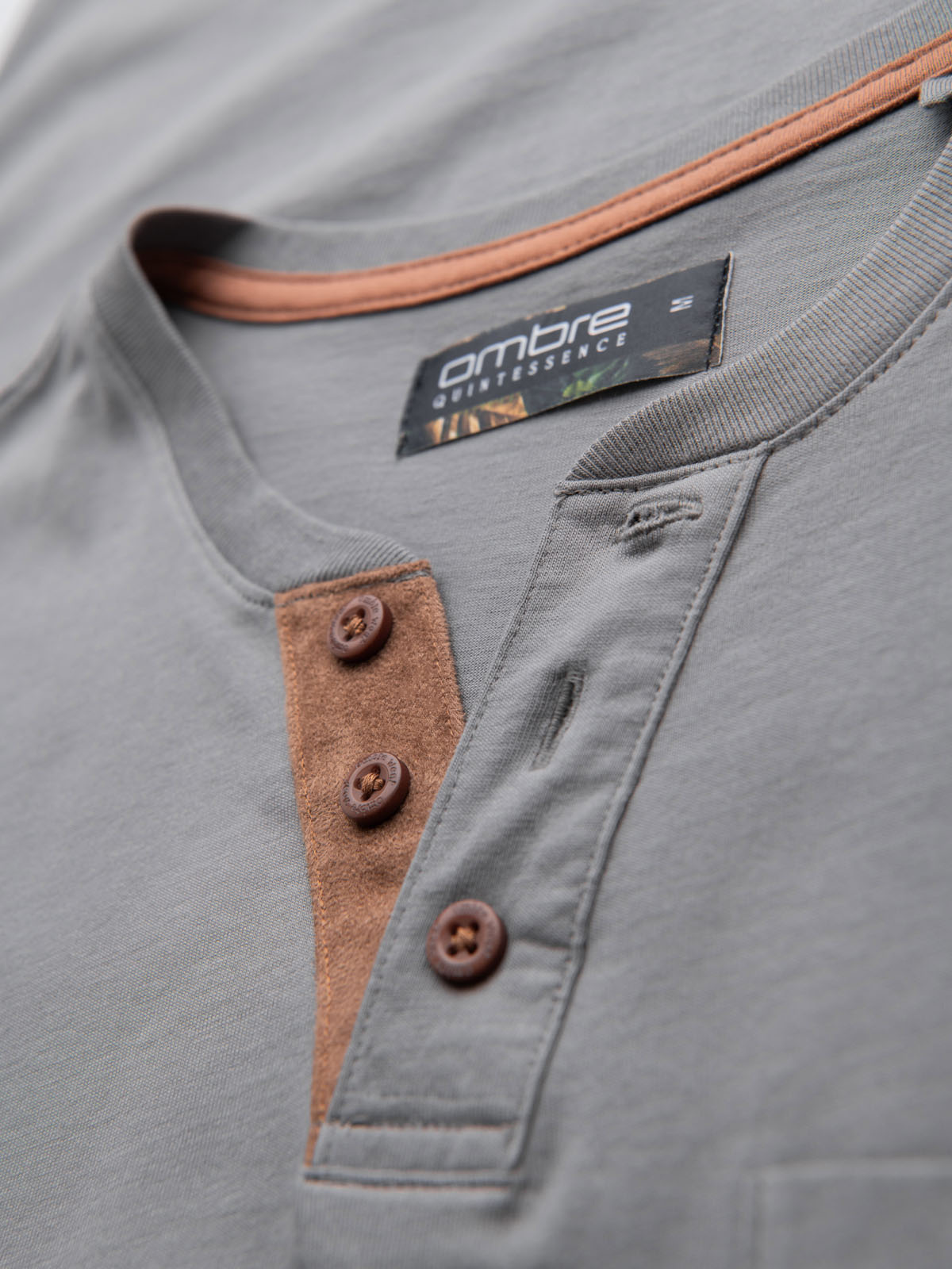 Ombre Men's t-shirt with button neckline and suede trim - grey