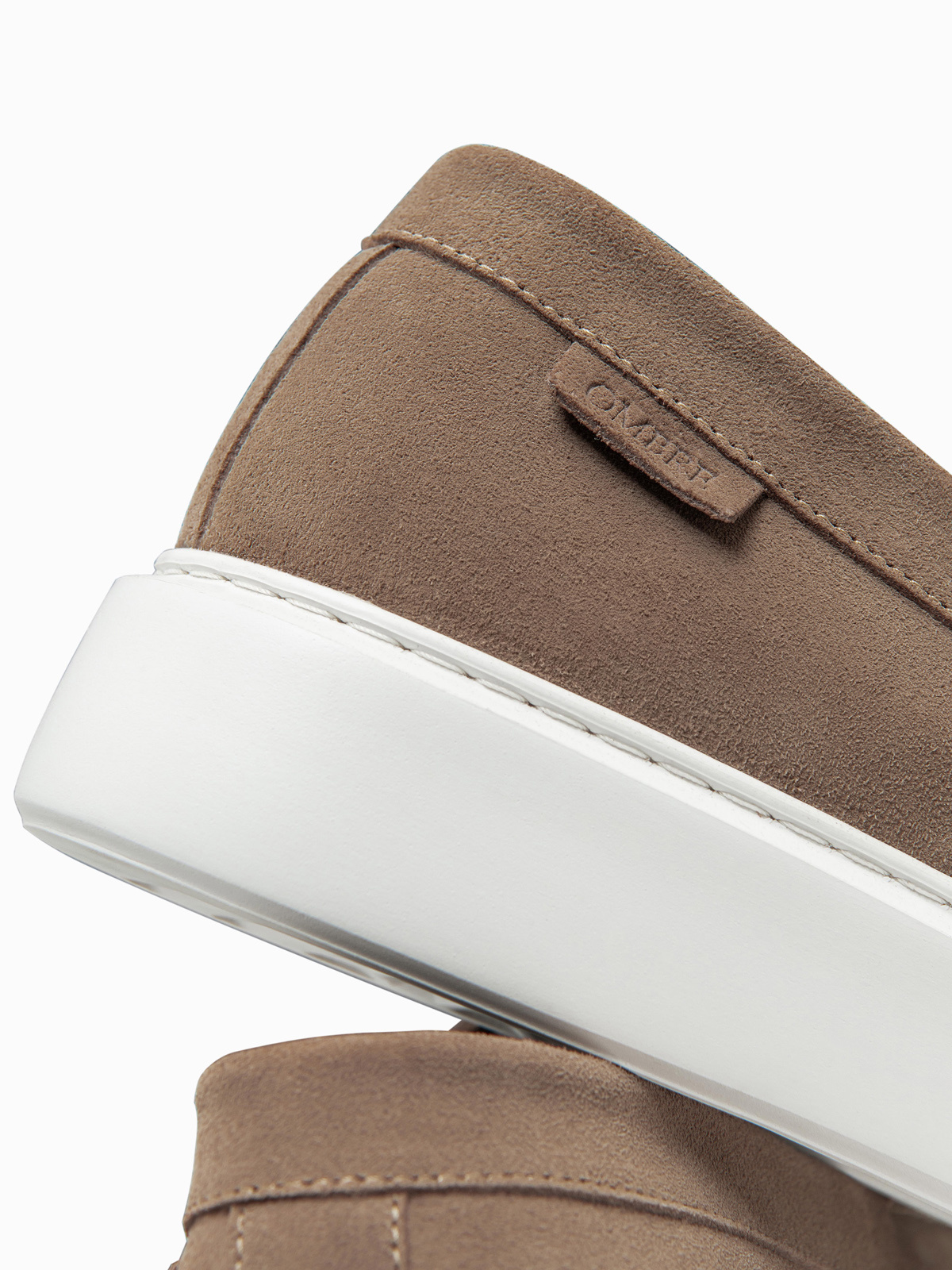 Pánske semišové slip-on poltopánky Ombre
