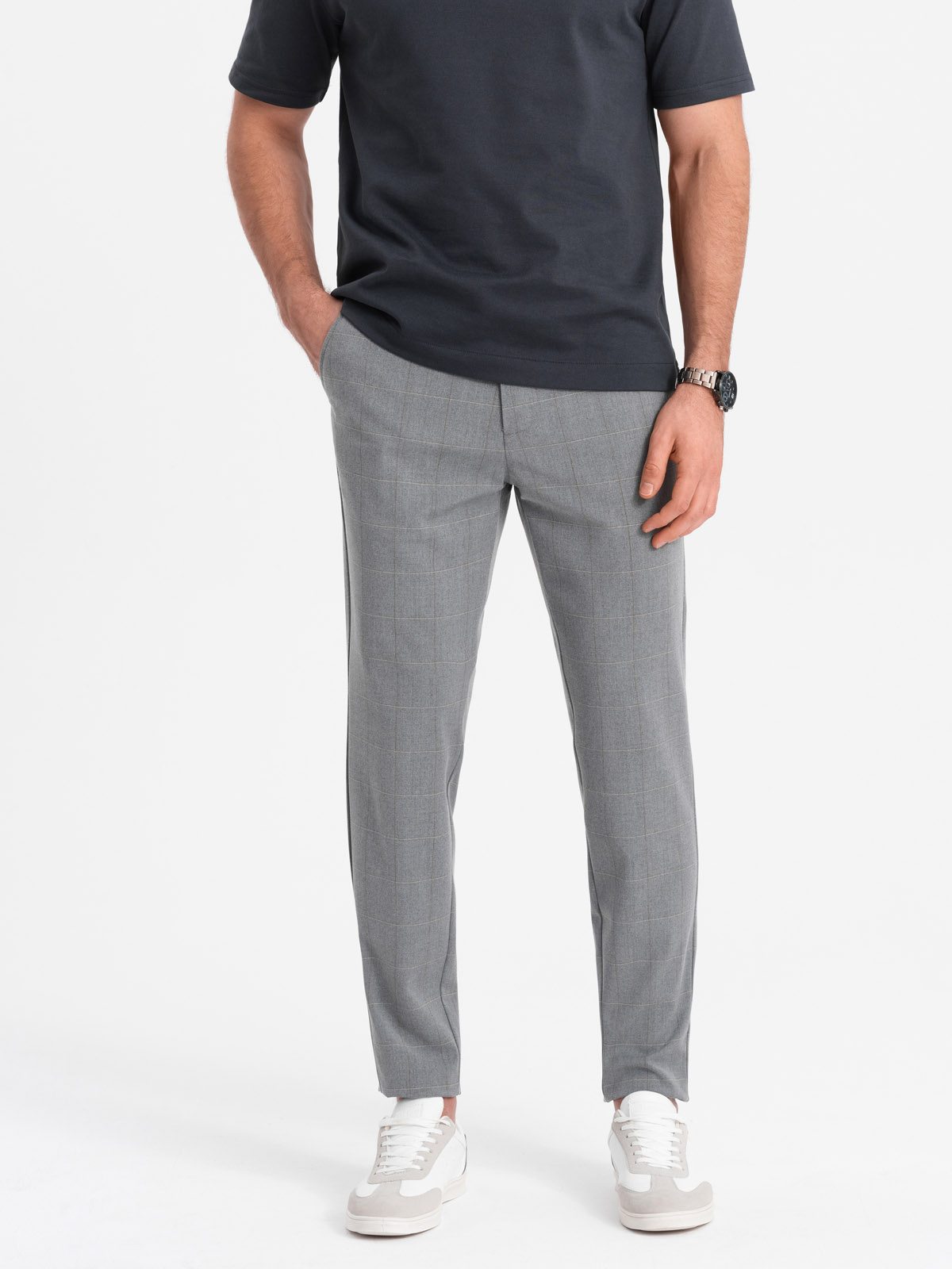 Ombre Men&#039;s classic cut pants in a delicate check - grey