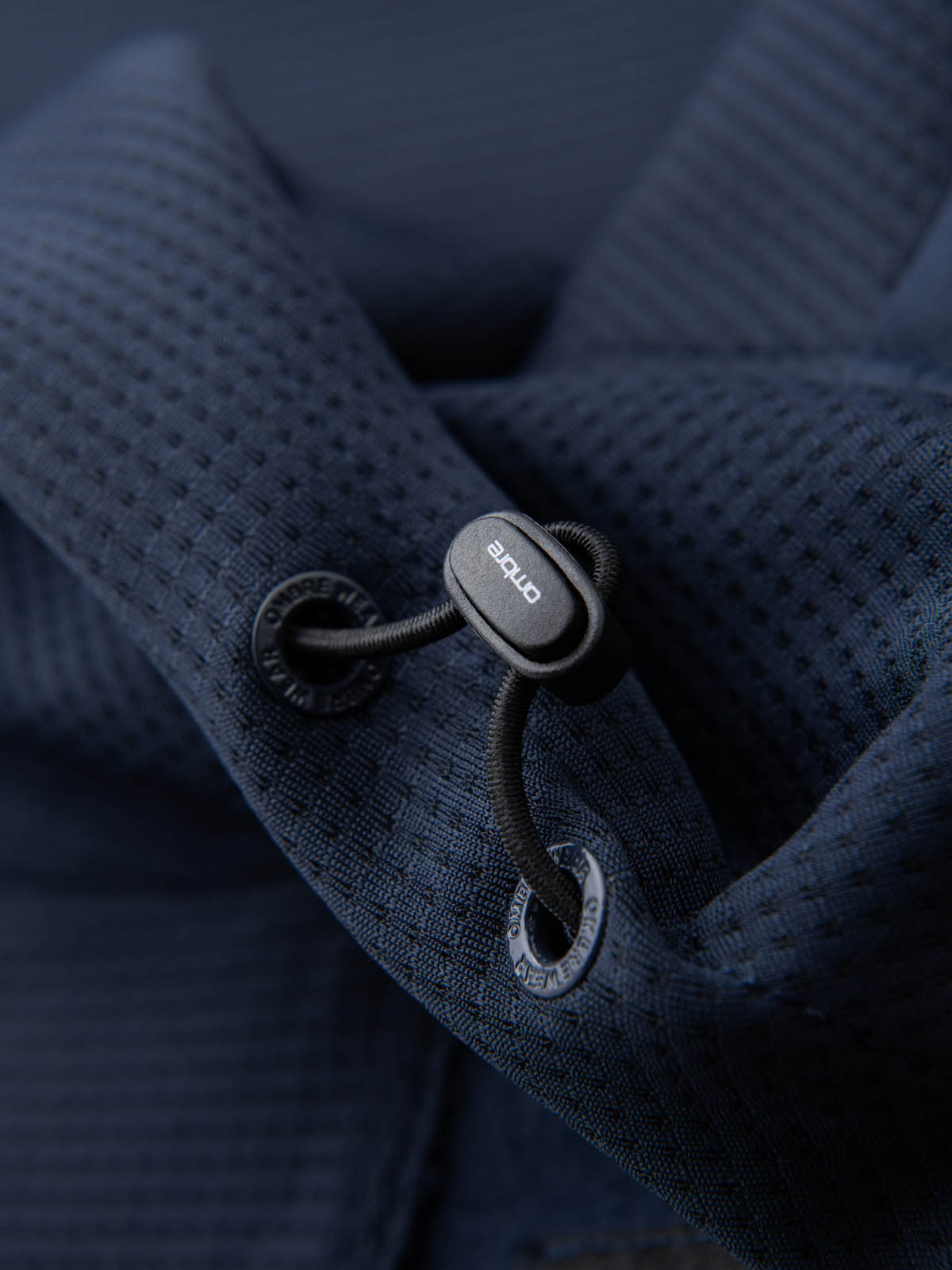 Ombre Men&#039;s lightweight jacket of combined materials with hood and decorative quilting - navy blue