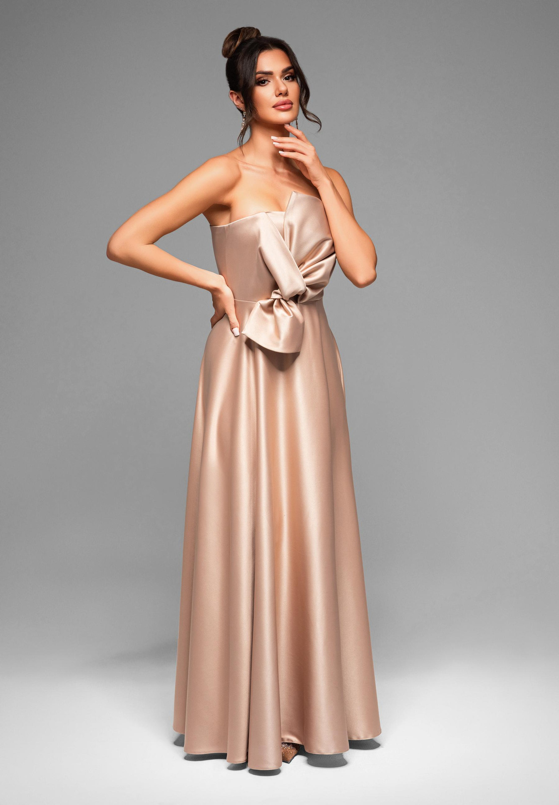Edoti Evening dress LA-OM