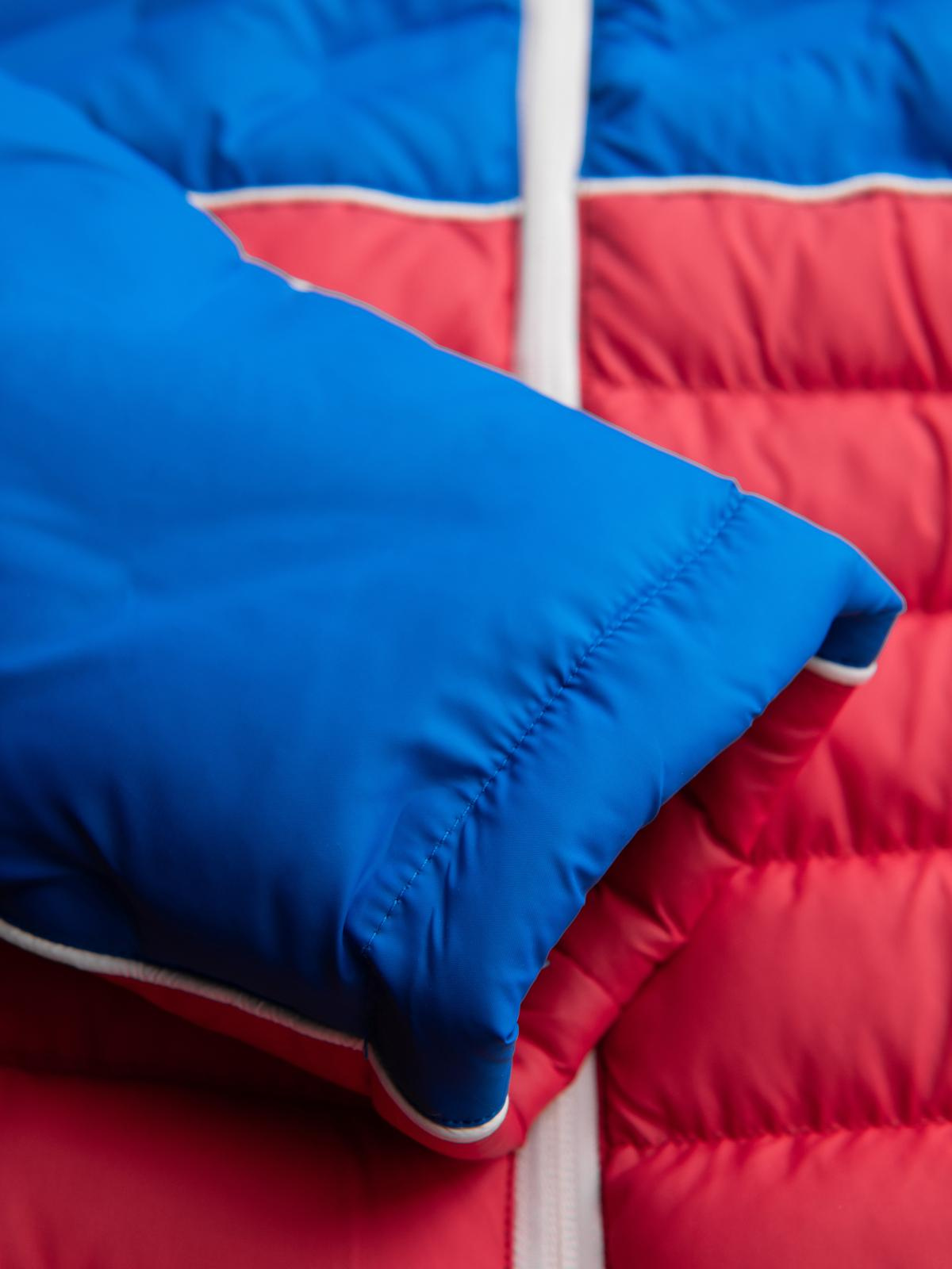 Ombre Men&#039;s quilted jacket with detachable hood - blue and red