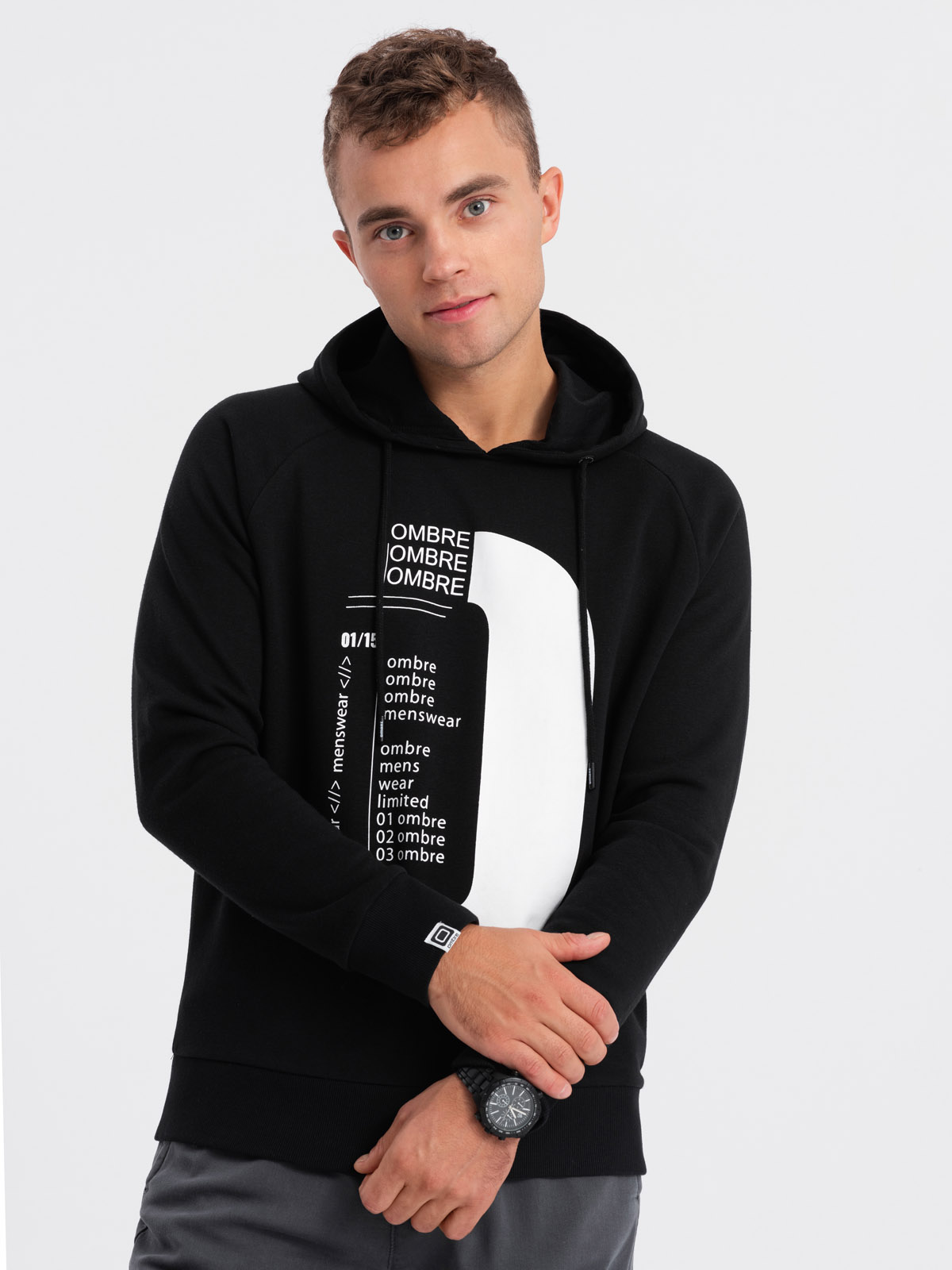 Levně Ombre Men's printed HOODIE sweatshirt - black