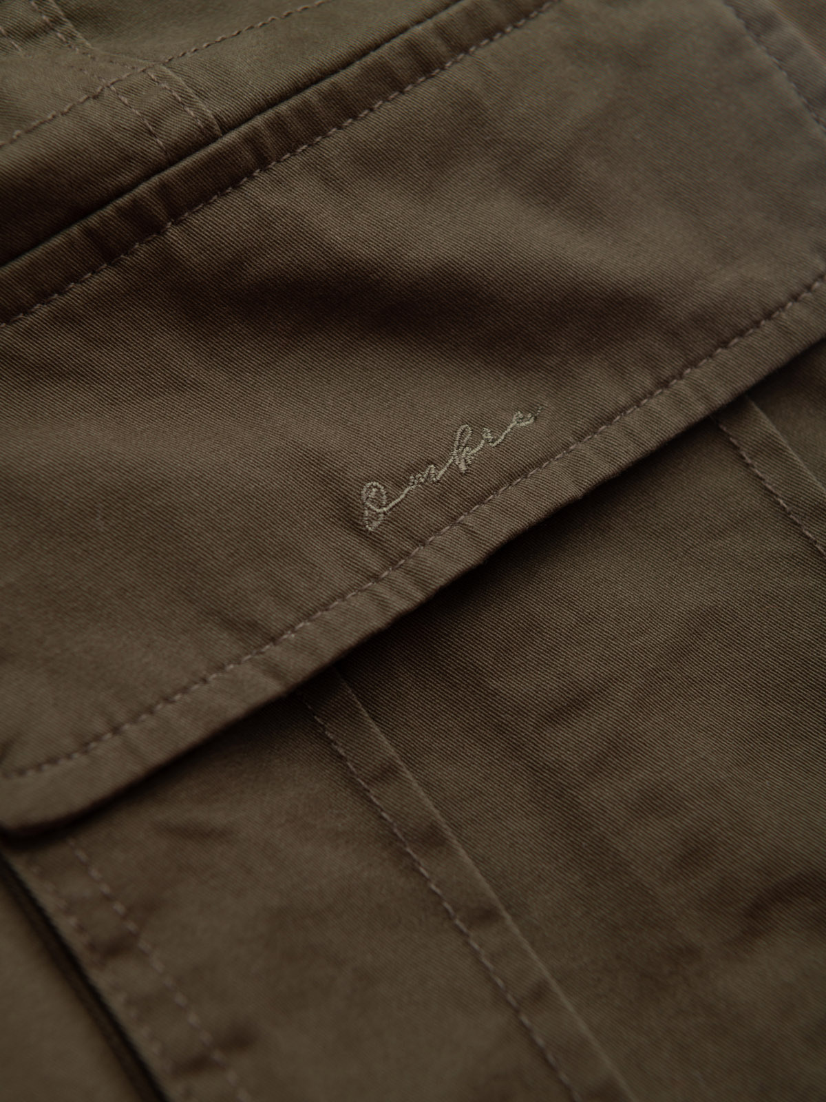 Ombre One-color men&#039;s shorts with cargo pockets - dark olive