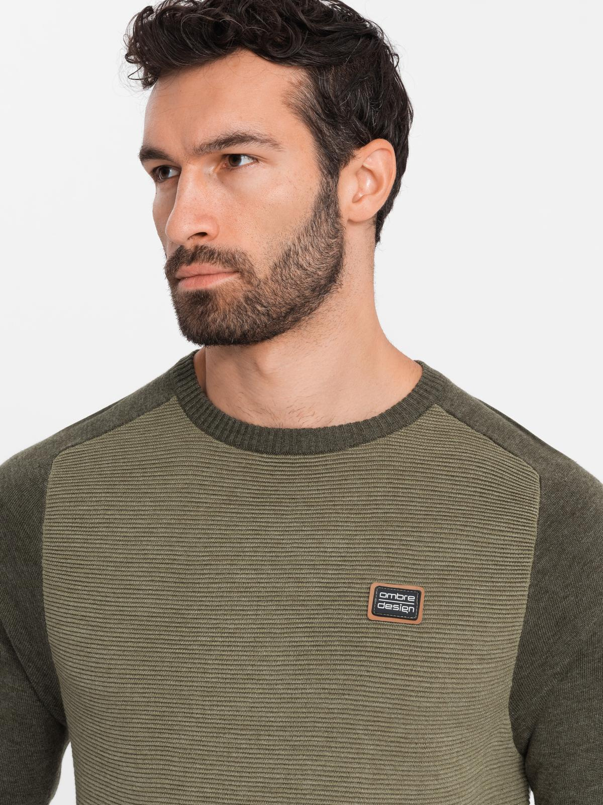 Ombre Cotton men&#039;s sweater with patch and raglan sleeves - olive