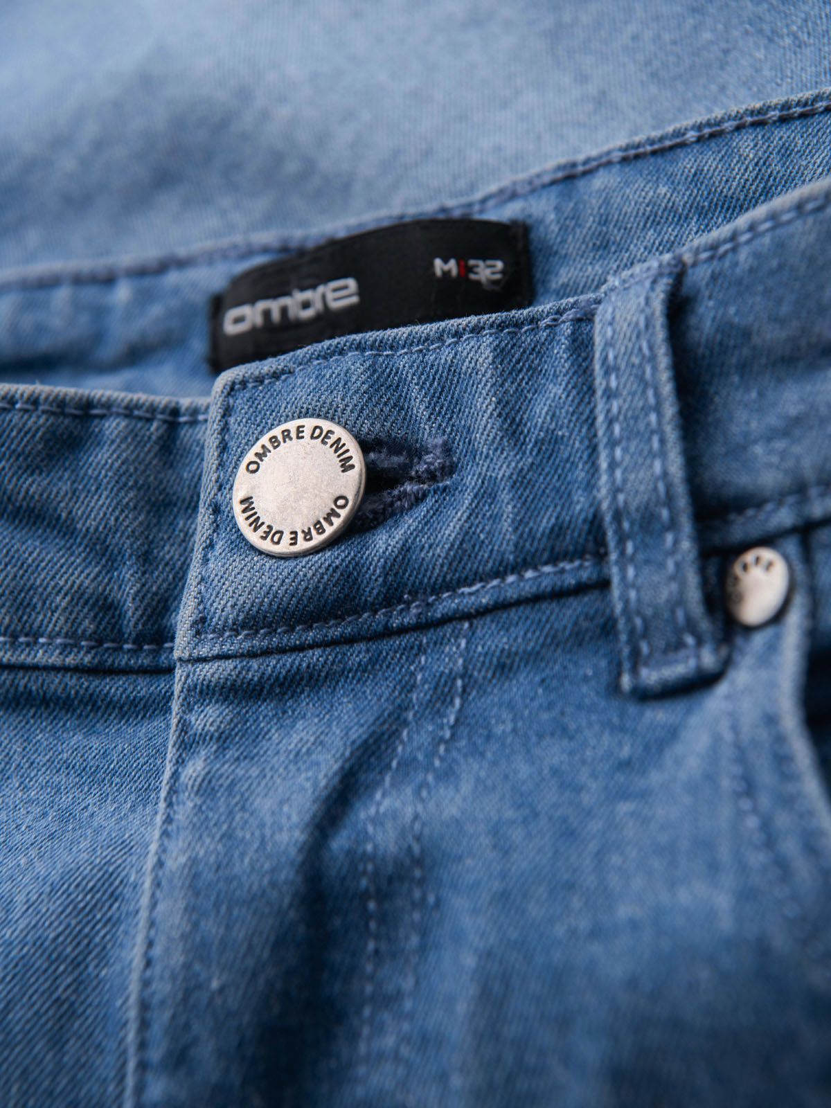 Ombre Men's denim shorts with rolled up leg - blue
