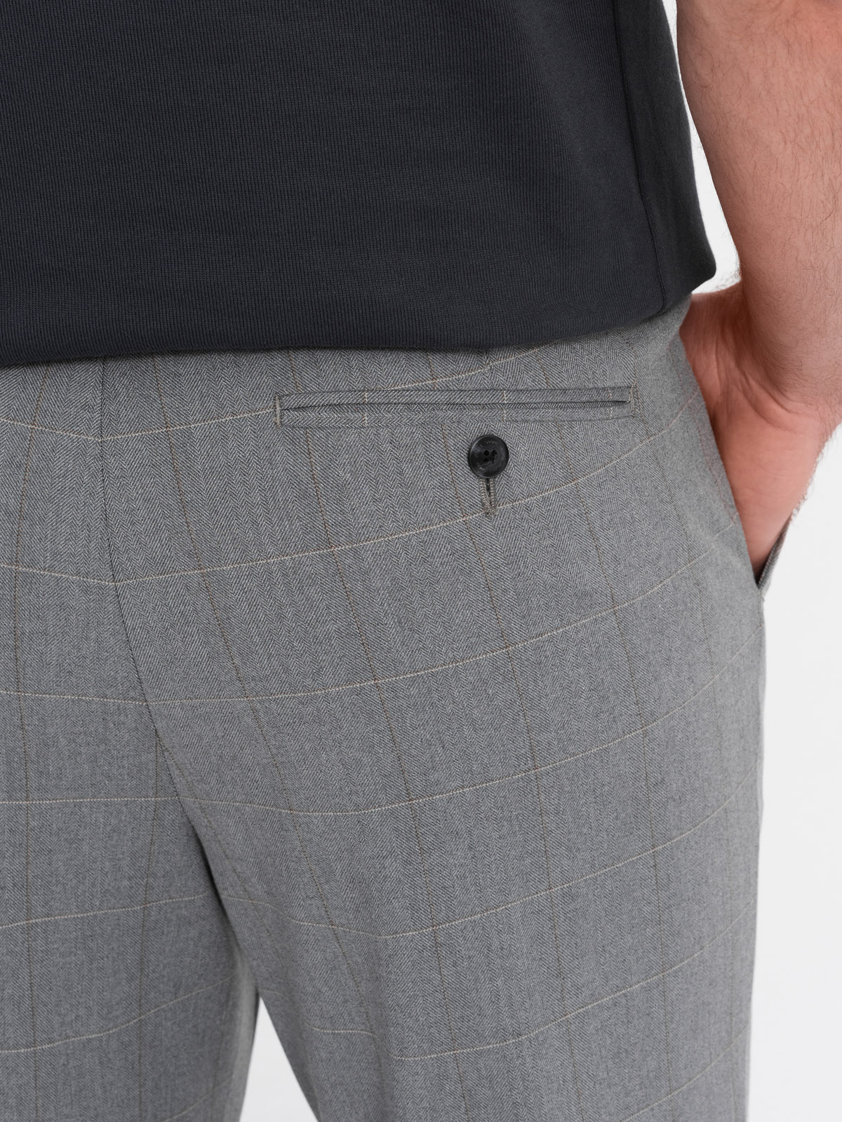 Ombre Men&#039;s classic cut pants in a delicate check - grey