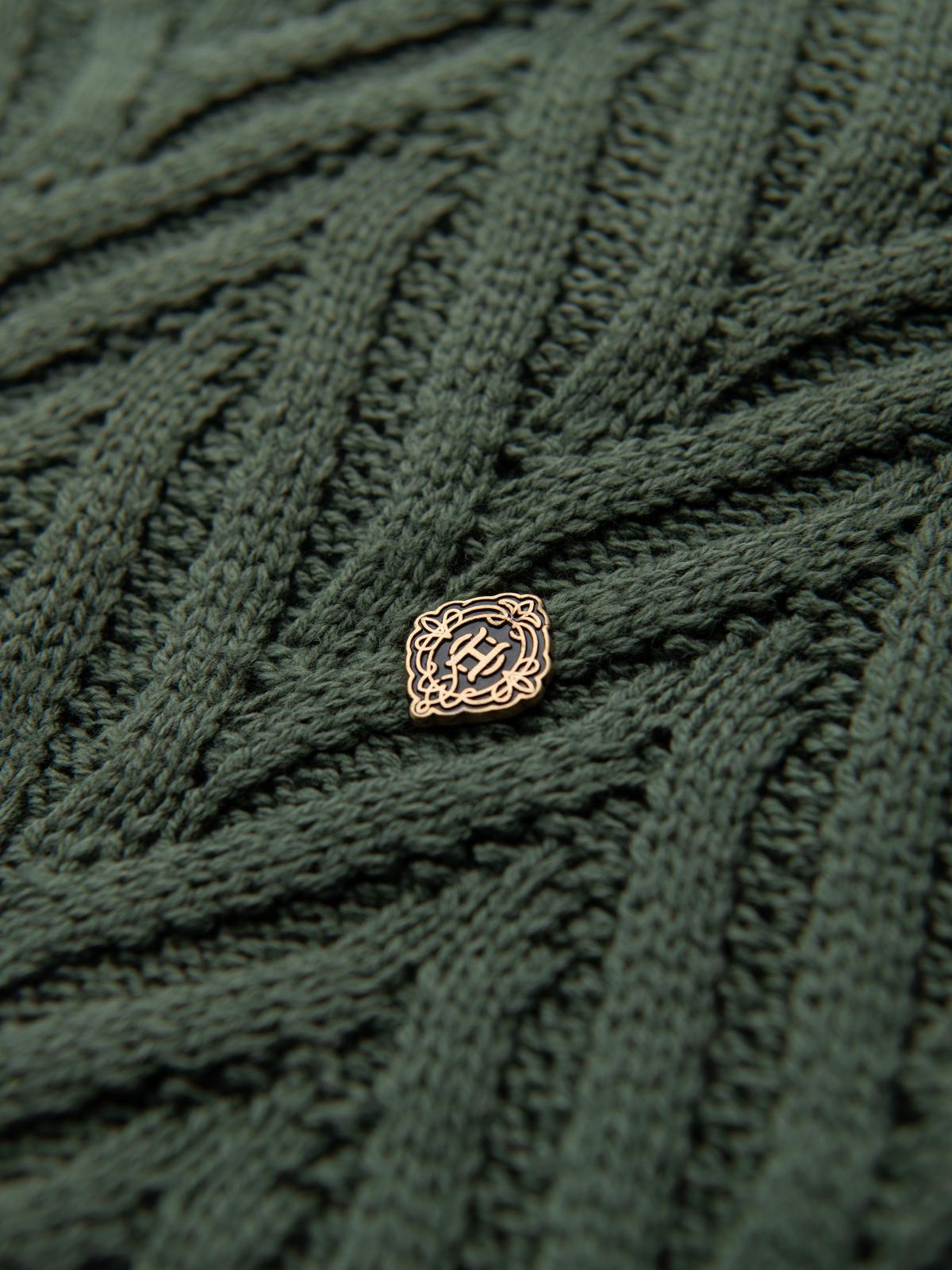 Ombre Men&#039;s knit sweater with zigzag weave - faded green