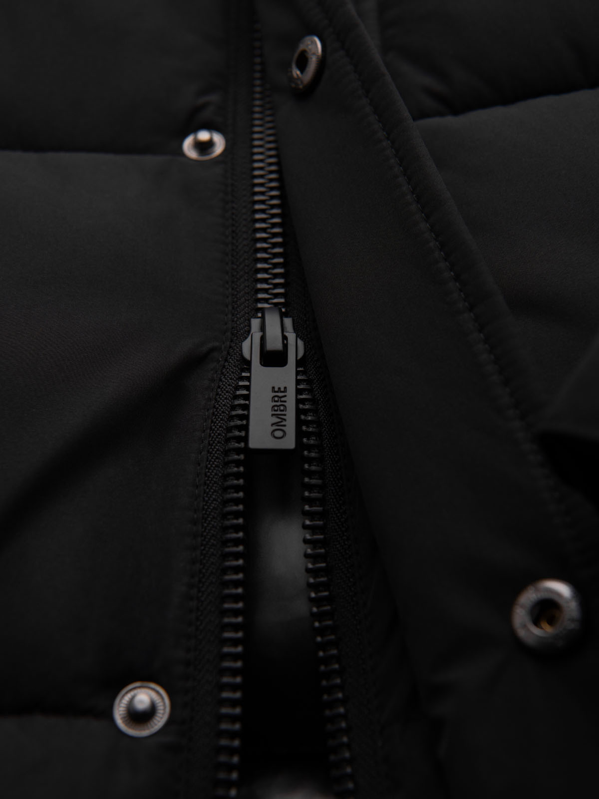 Ombre Men&#039;s long quilted winter jacket with hood - black