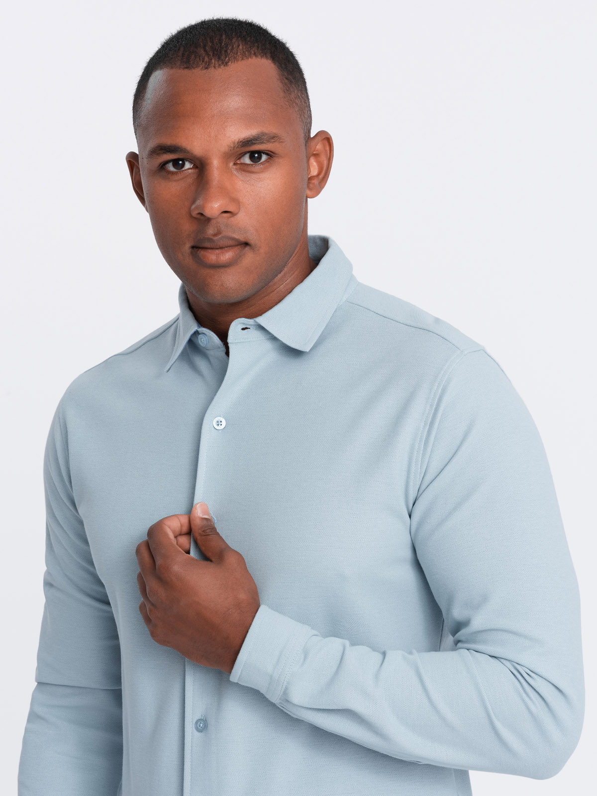 Ombre Men&#039;s long sleeve knitted SLIM FIT shirt - blue
