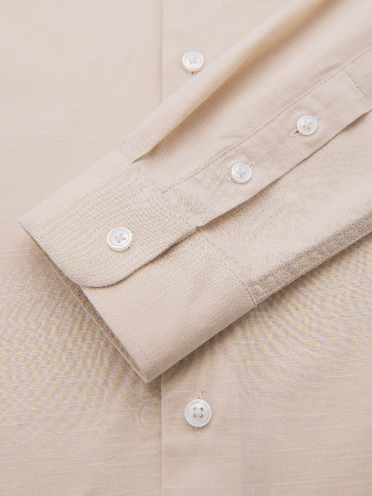 Ombre Men's linen shirt with collar and pocket REGULAR FIT - cream