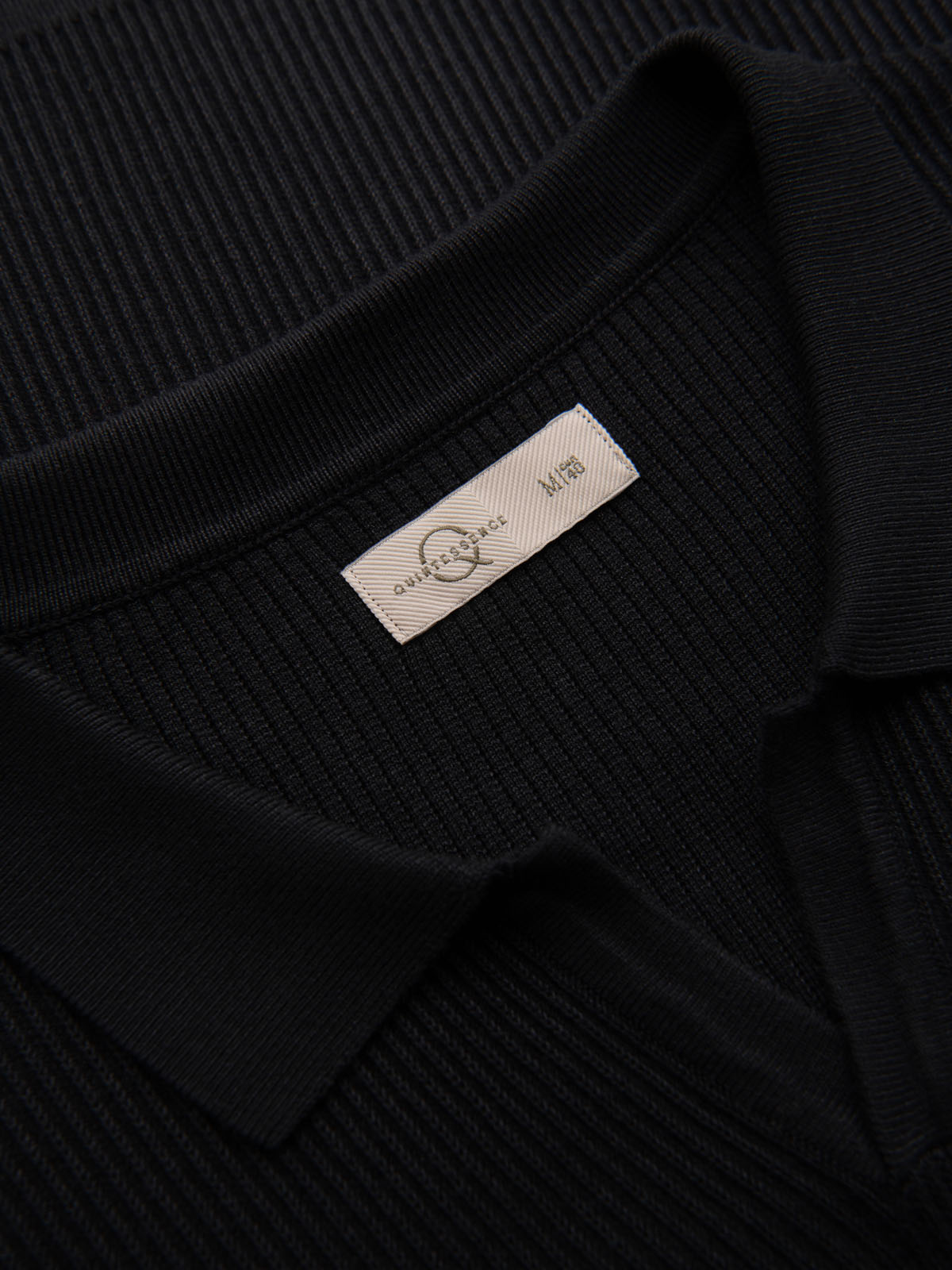 Ombre Men's buttonless polo shirt with open collar - black