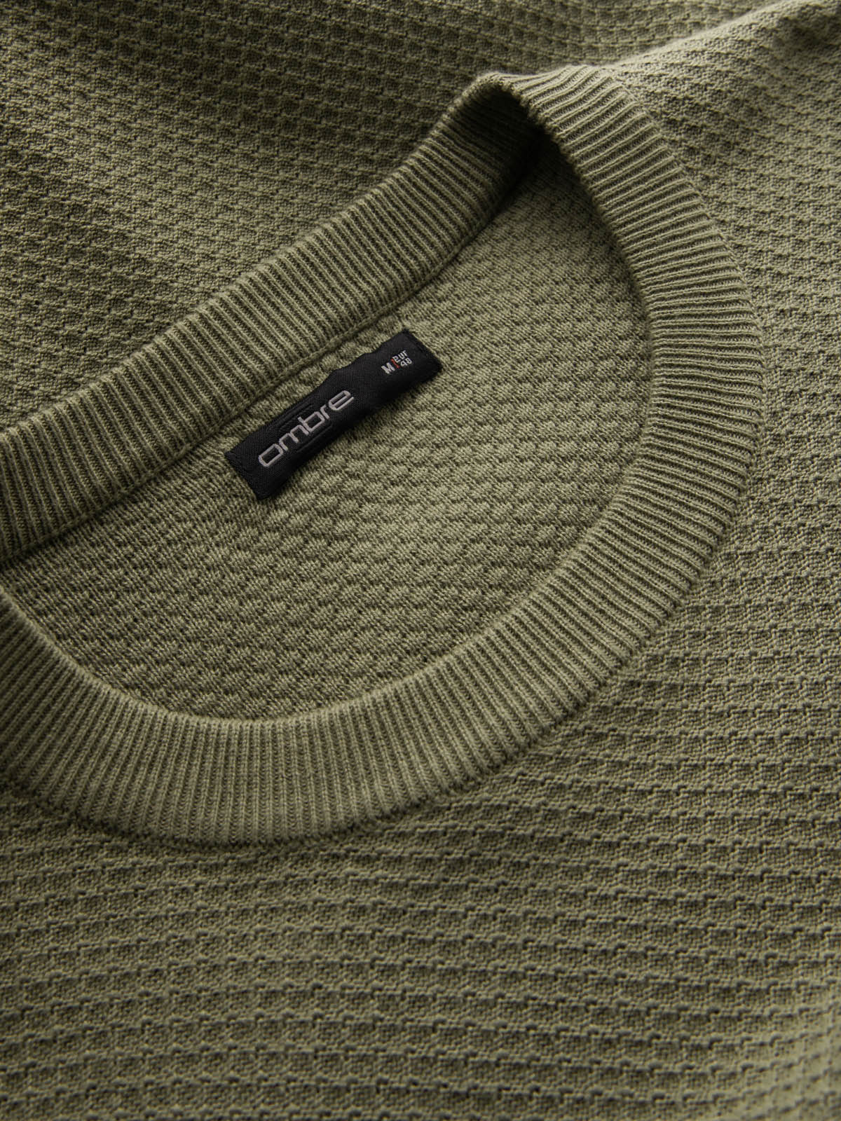Ombre Men&#039;s RELAXED FIT knit sweater in diamond weave - olive