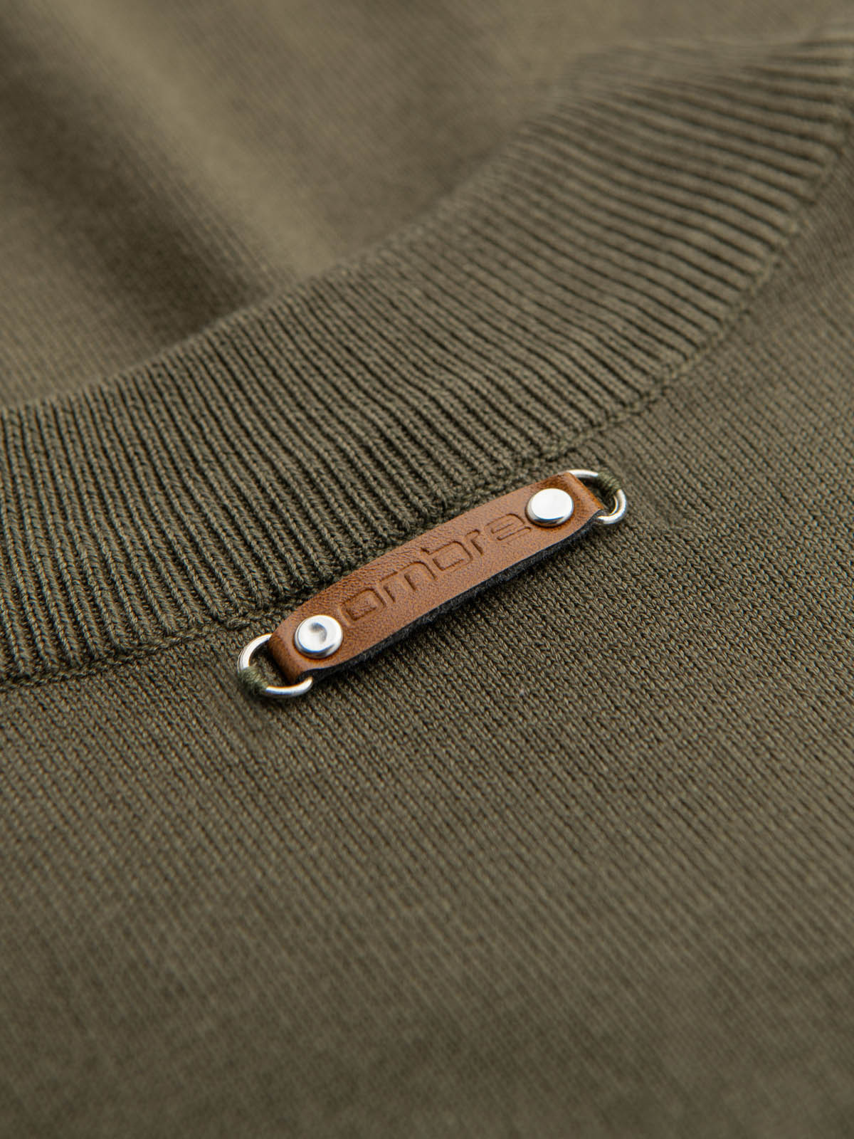 Ombre Men&#039;s sweater with viscose and spread neckline - olive