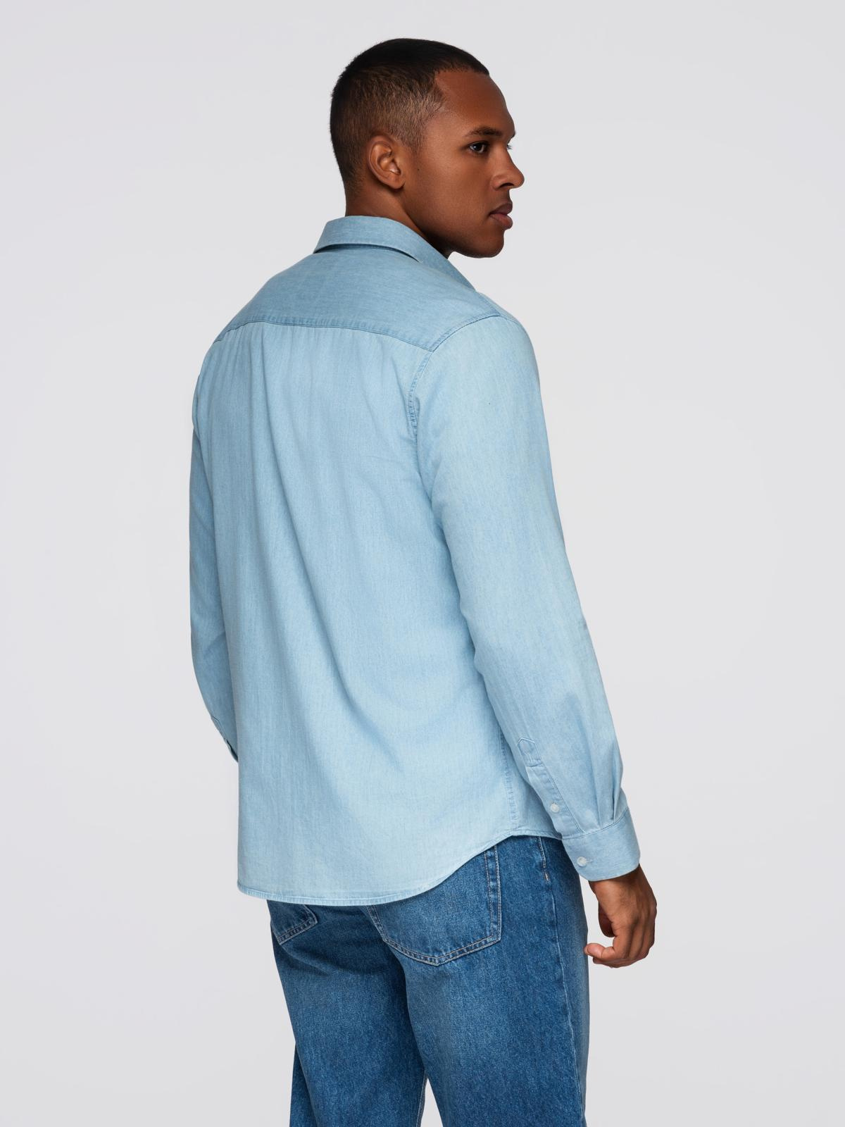 Ombre Men&#039;s denim shirt with embroidered pocket - light blue