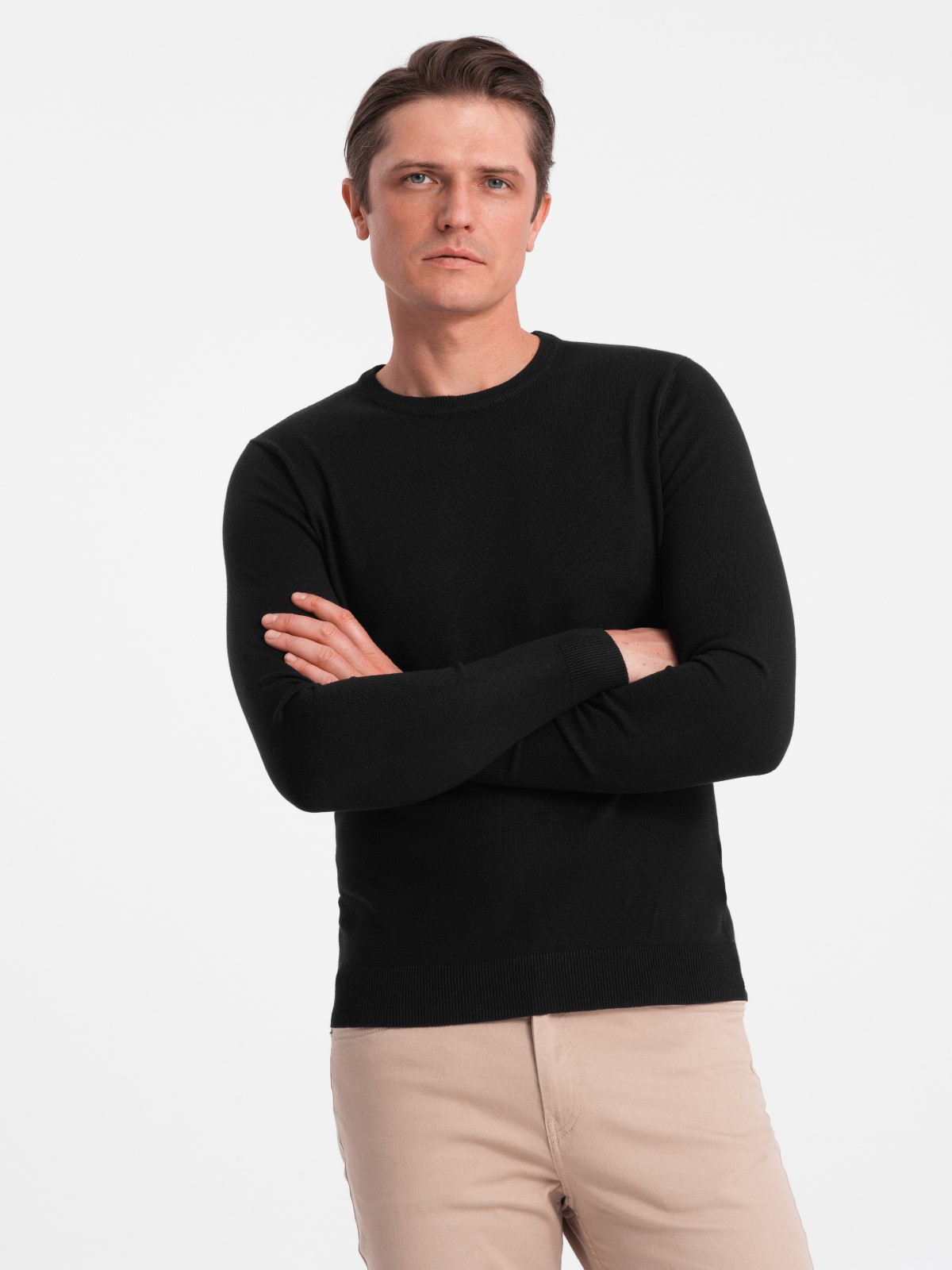 Levně Ombre Classic men's sweater with round neckline - black