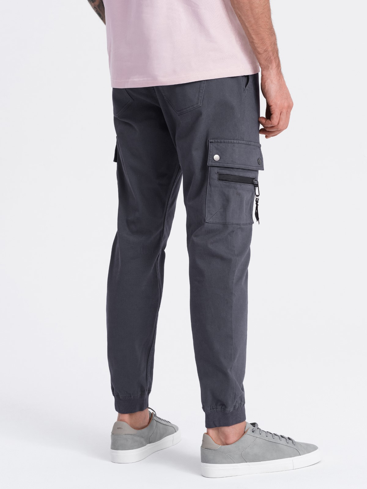 Ombre Men's JOGGER pants with zippered cargo pockets - graphite