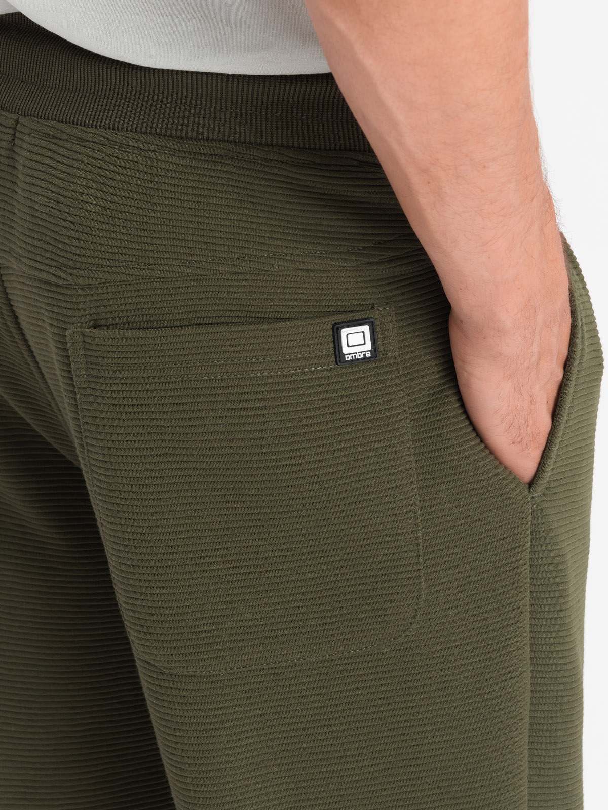 Pantaloni trening de barbati, Ombre