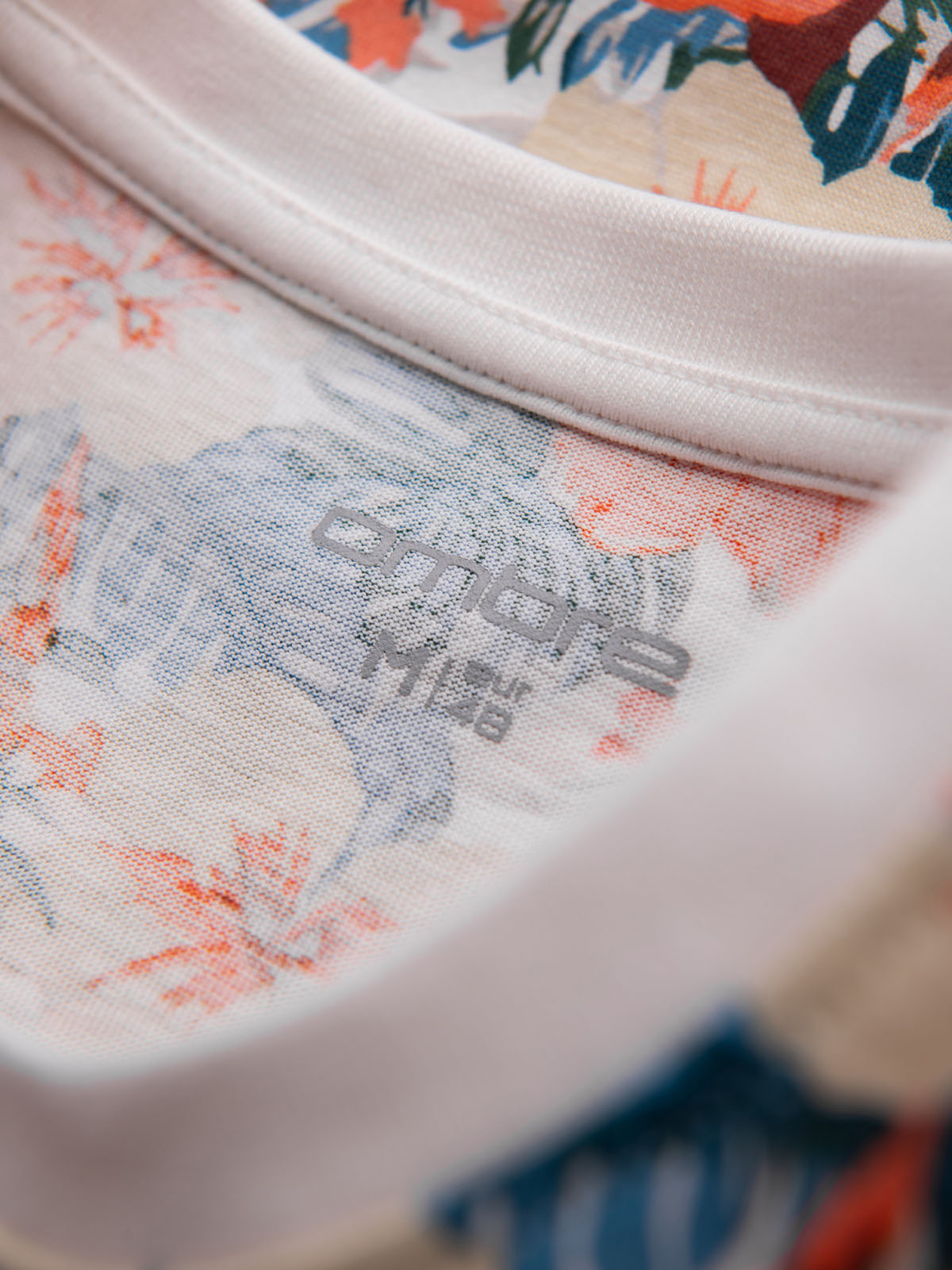 Ombre Men's cotton t-shirt with floral full print pattern - white
