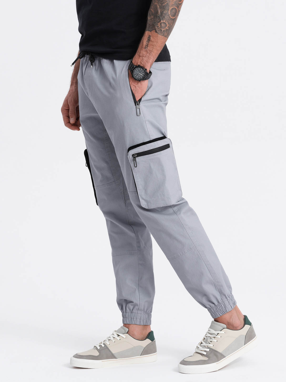 Ombre Men's JOGGER pants with stand-off and zippered cargo pockets - light grey